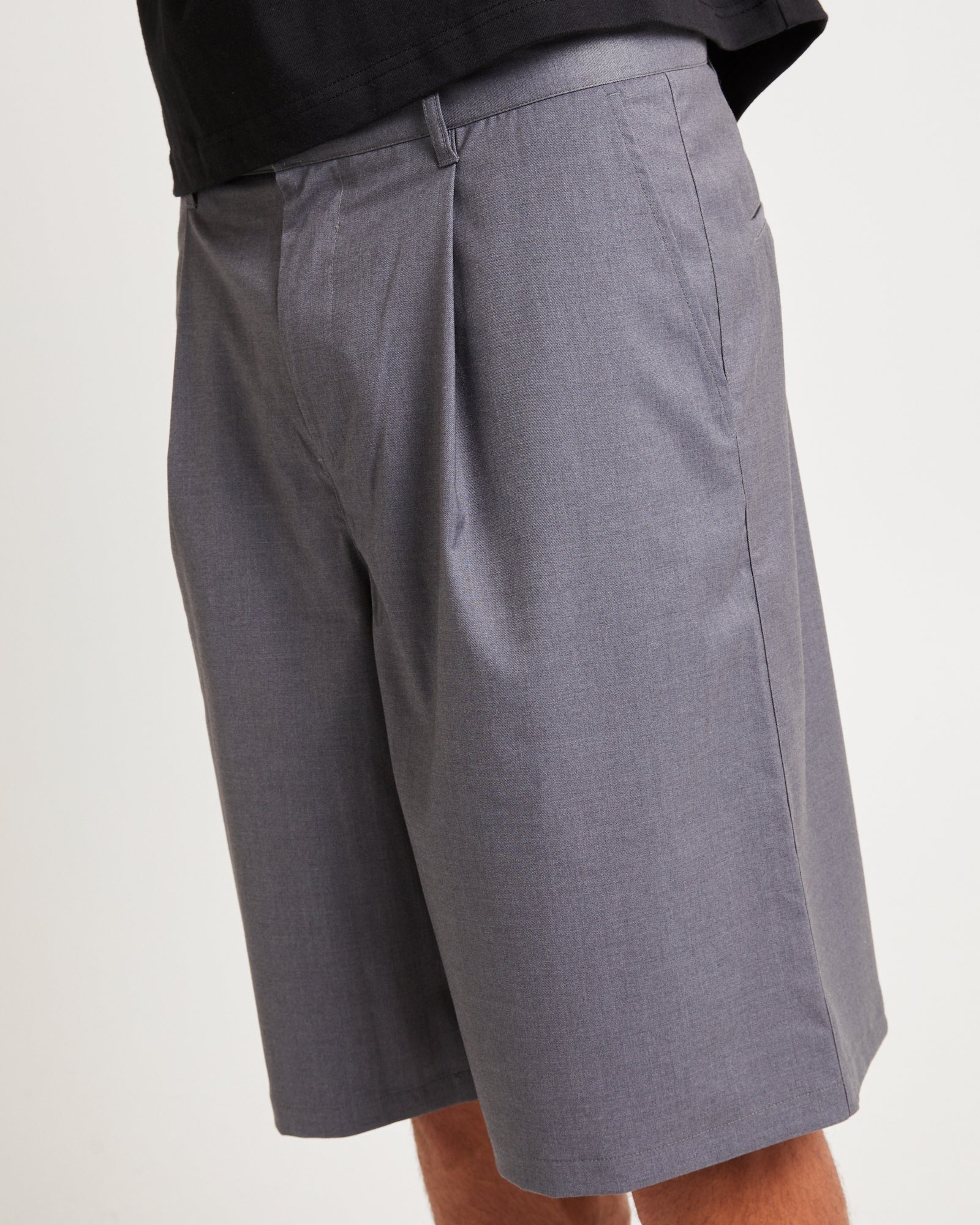 Blade Pleated Shorts - Image 5