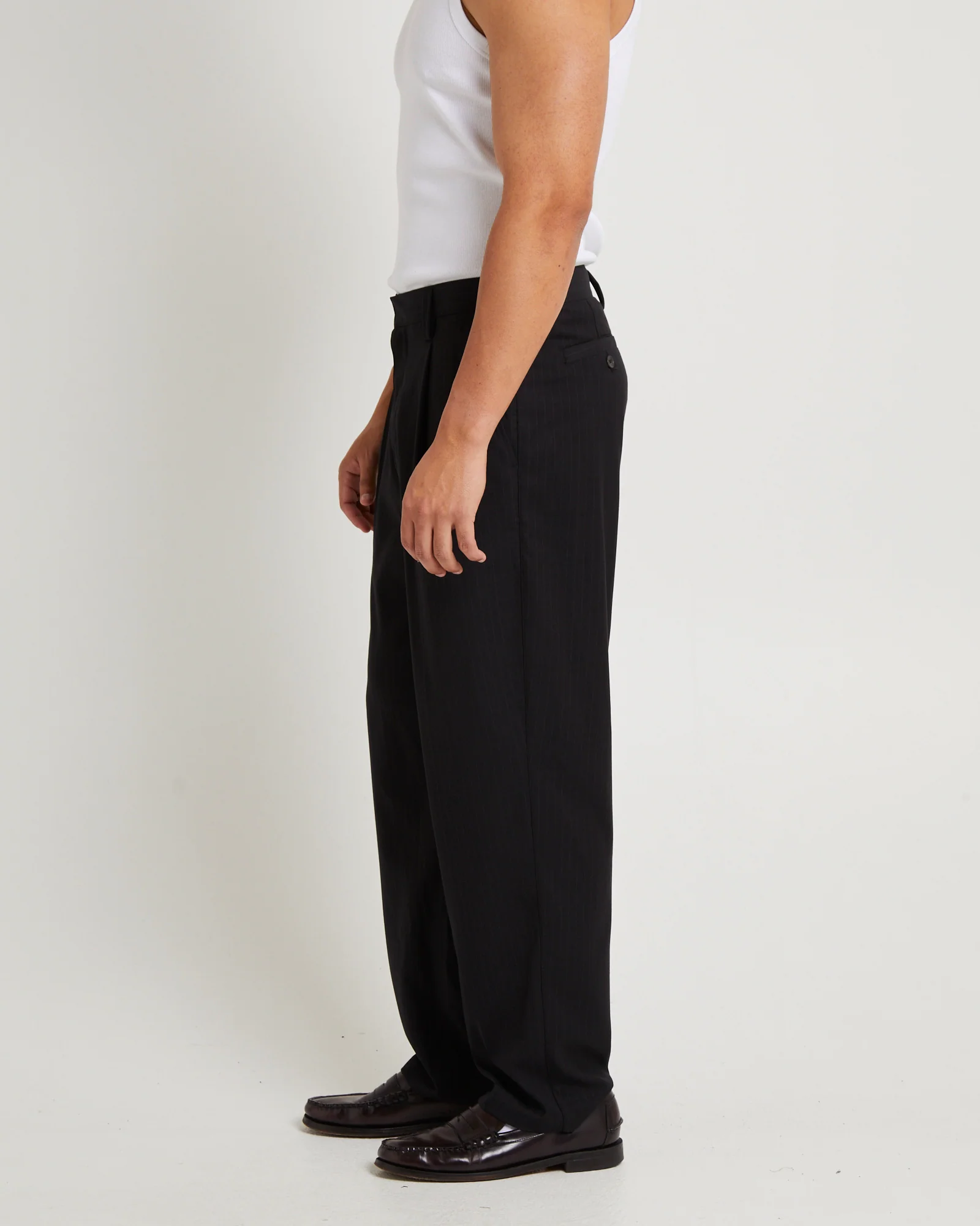 Blade Pleated Trouser - Image 4