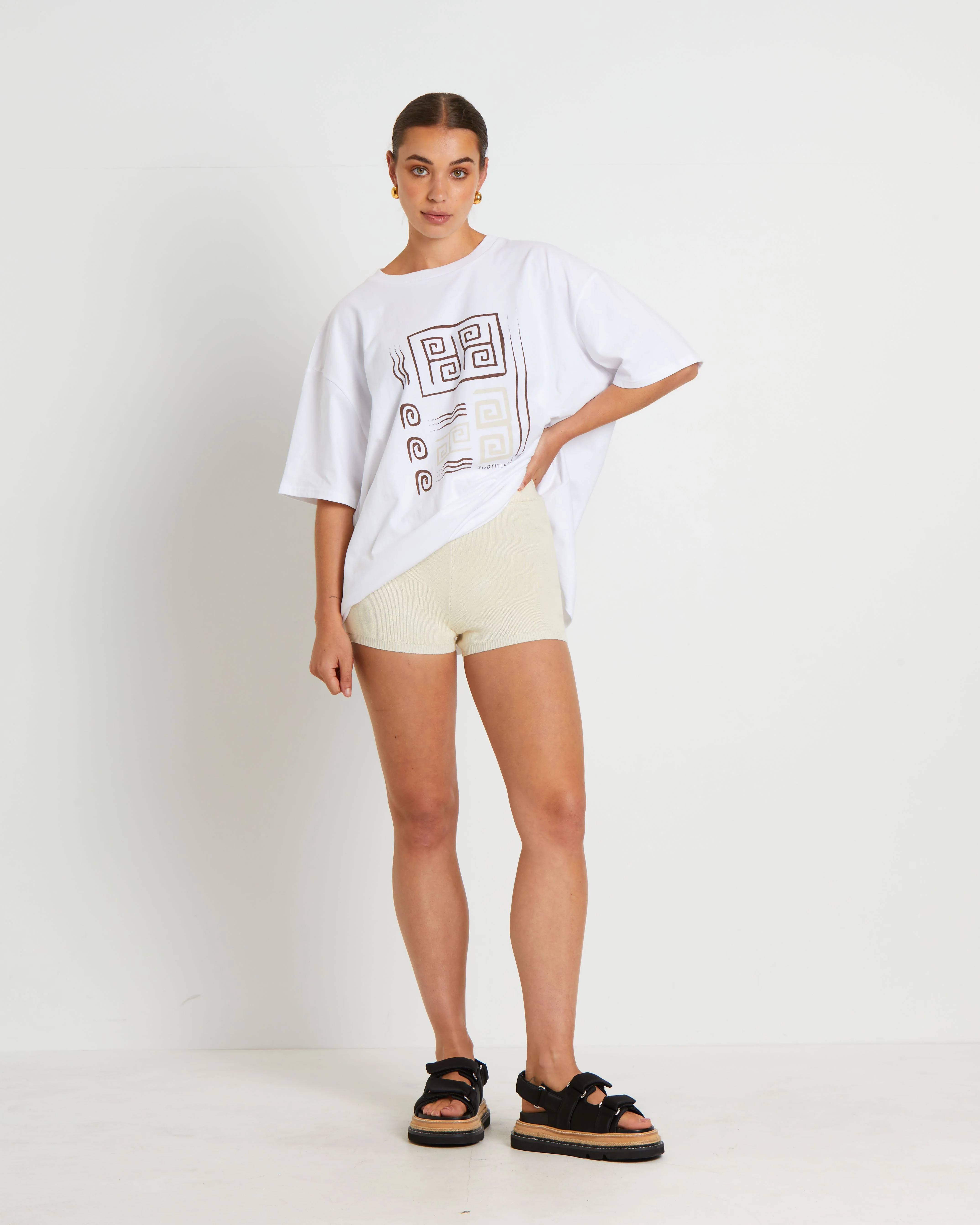 Bonnie Knitted Hot Shorts in Oat Beige - Image 3