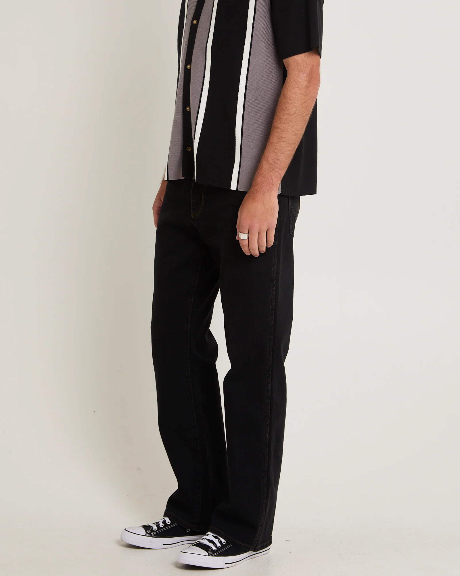 Bootlegger Denim Jeans - Image 4