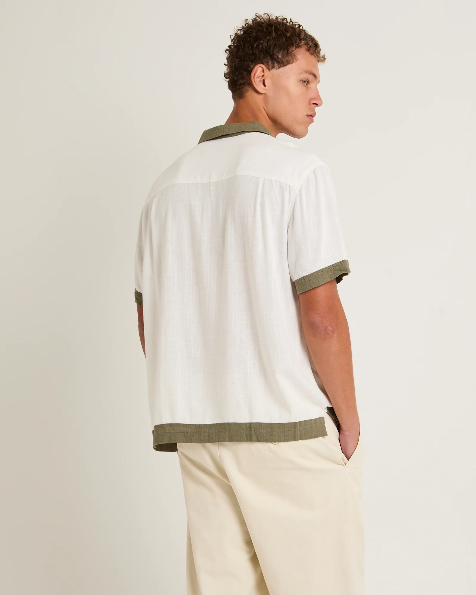Border Linen Short Sleeve Resort Shirt - Image 2