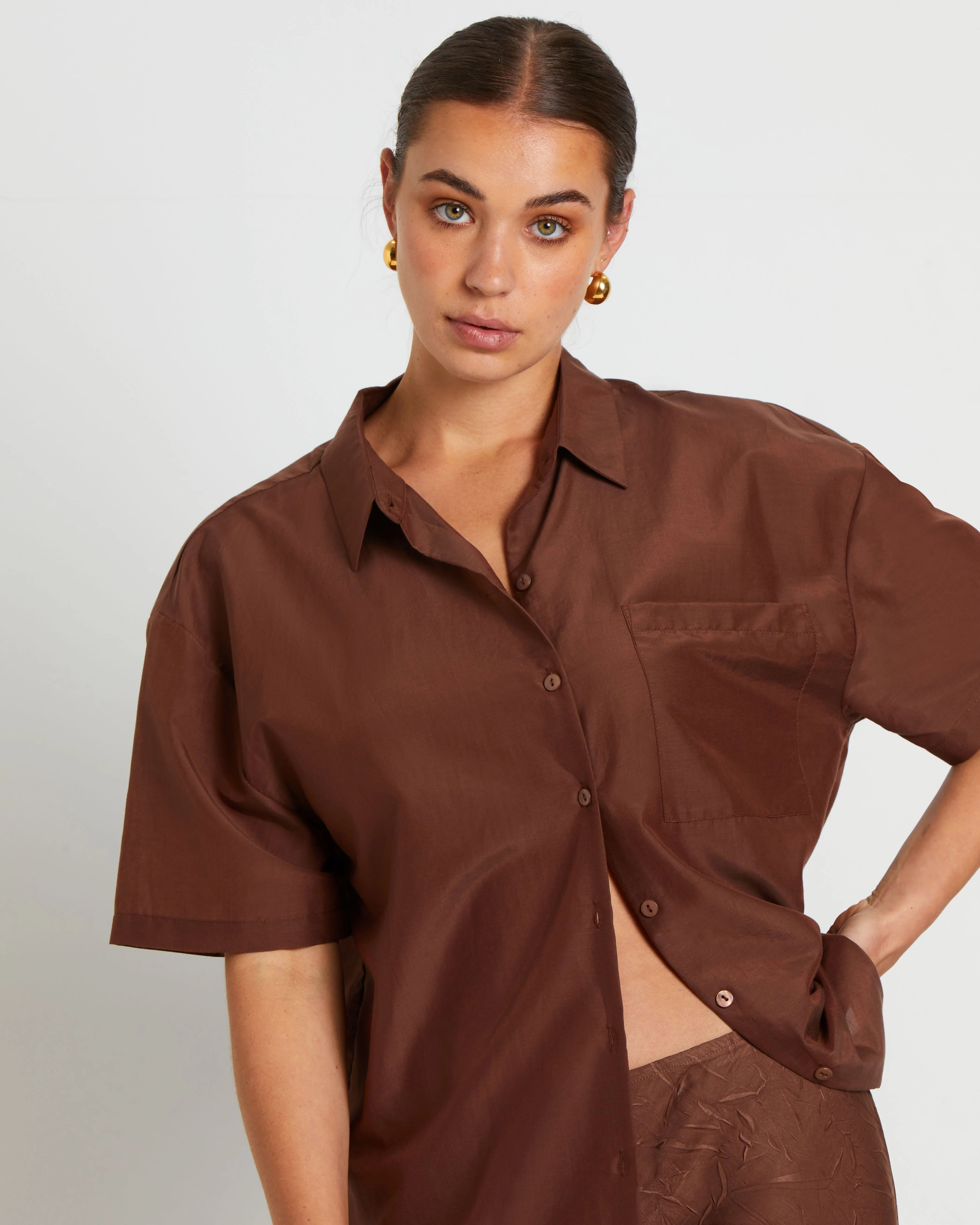 Brooke Sheer Sheen Short Sleeve Shirt in Chocolate Brown - Image 5