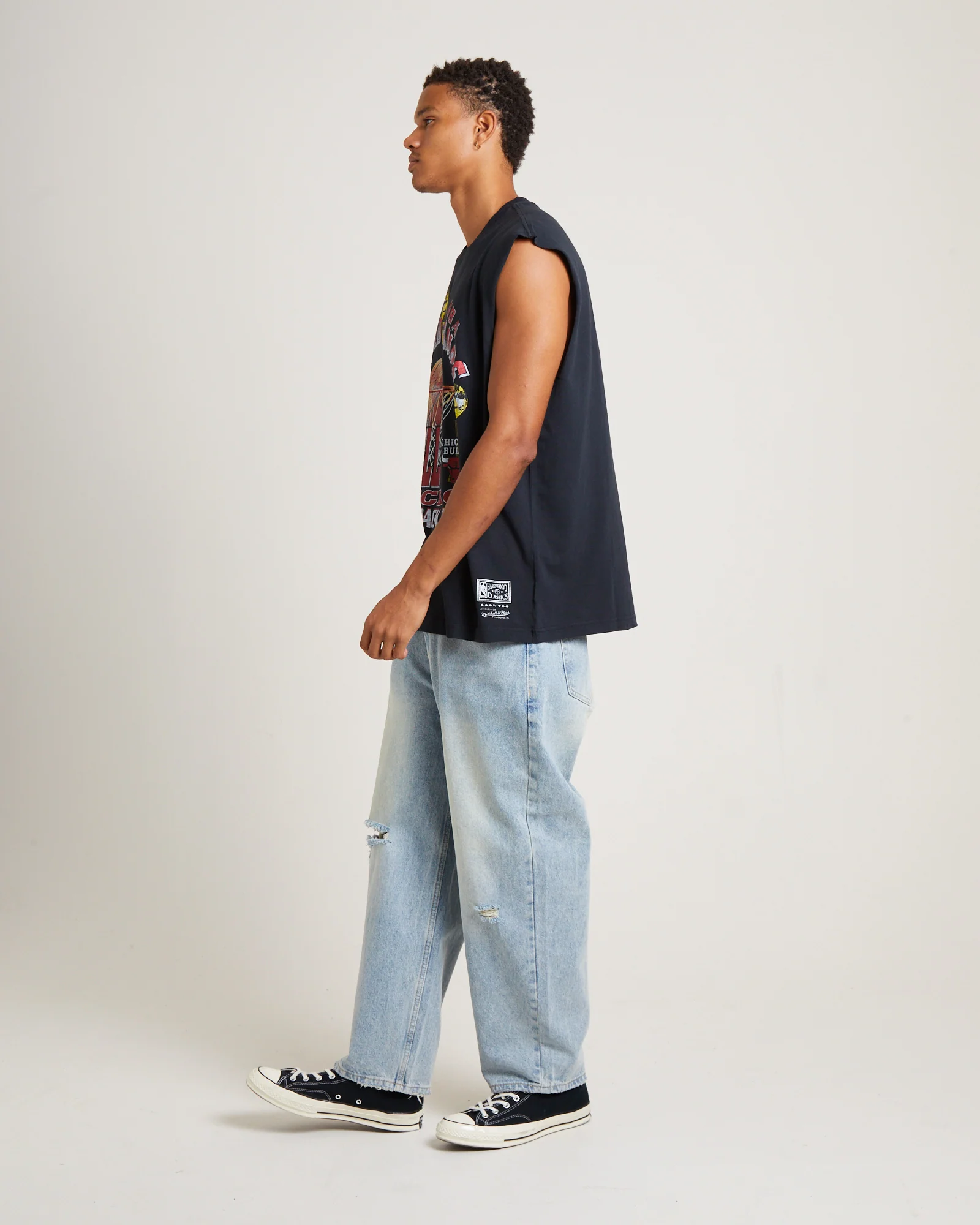Bulls Muscle Top in Faded Black - Image 4