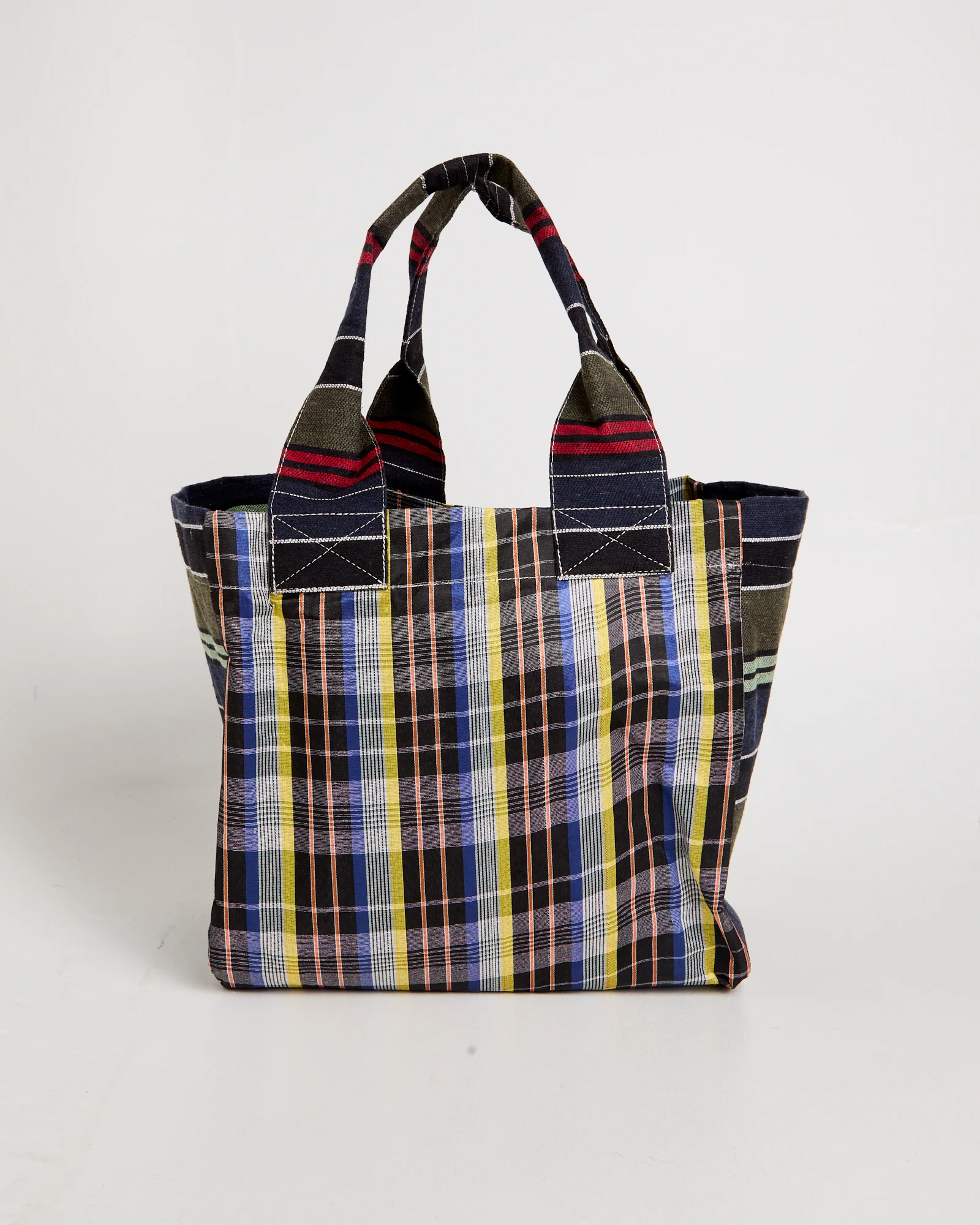 Bundle Tote - Image 4