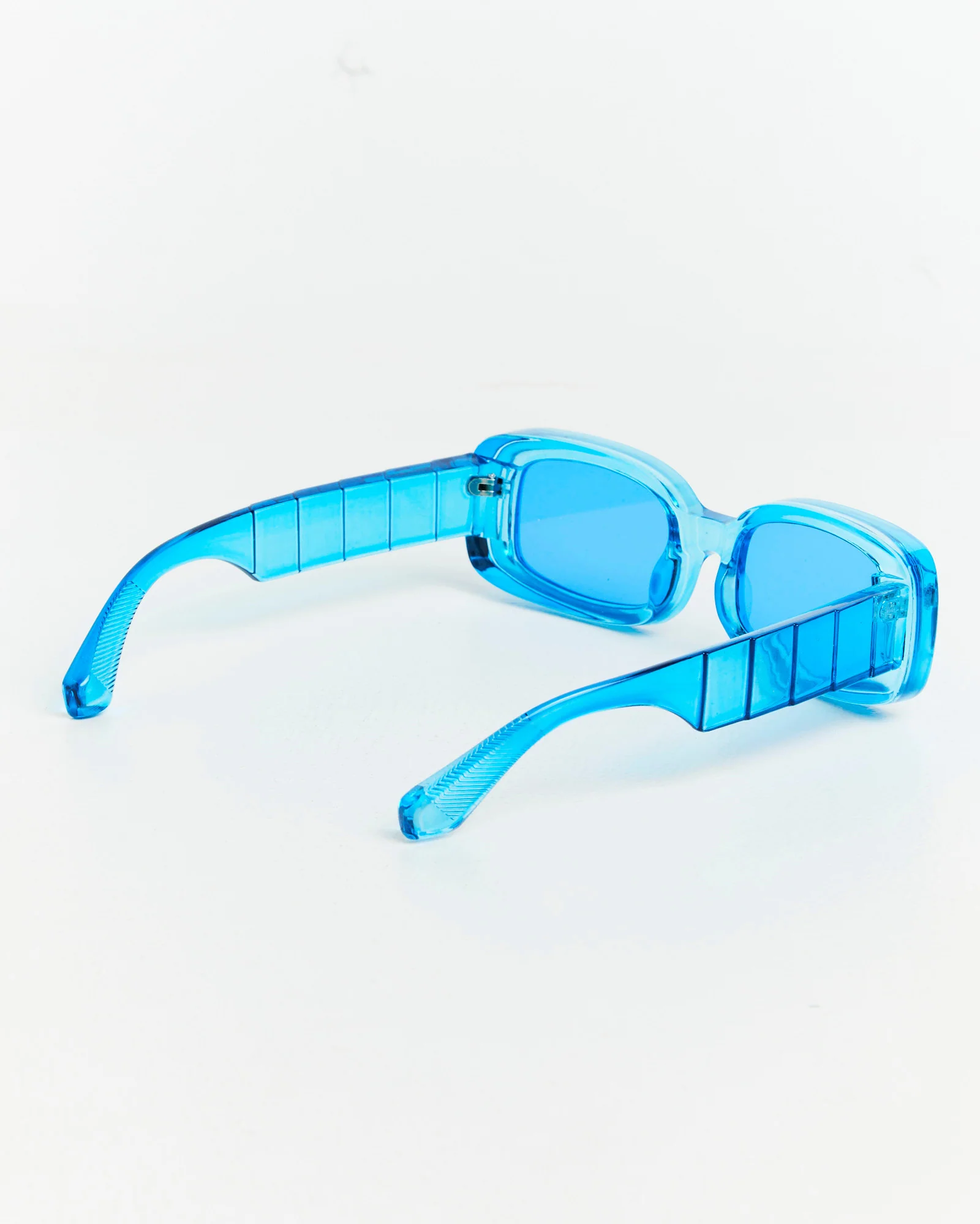 Cahil Sunglasses Blue - Image 3
