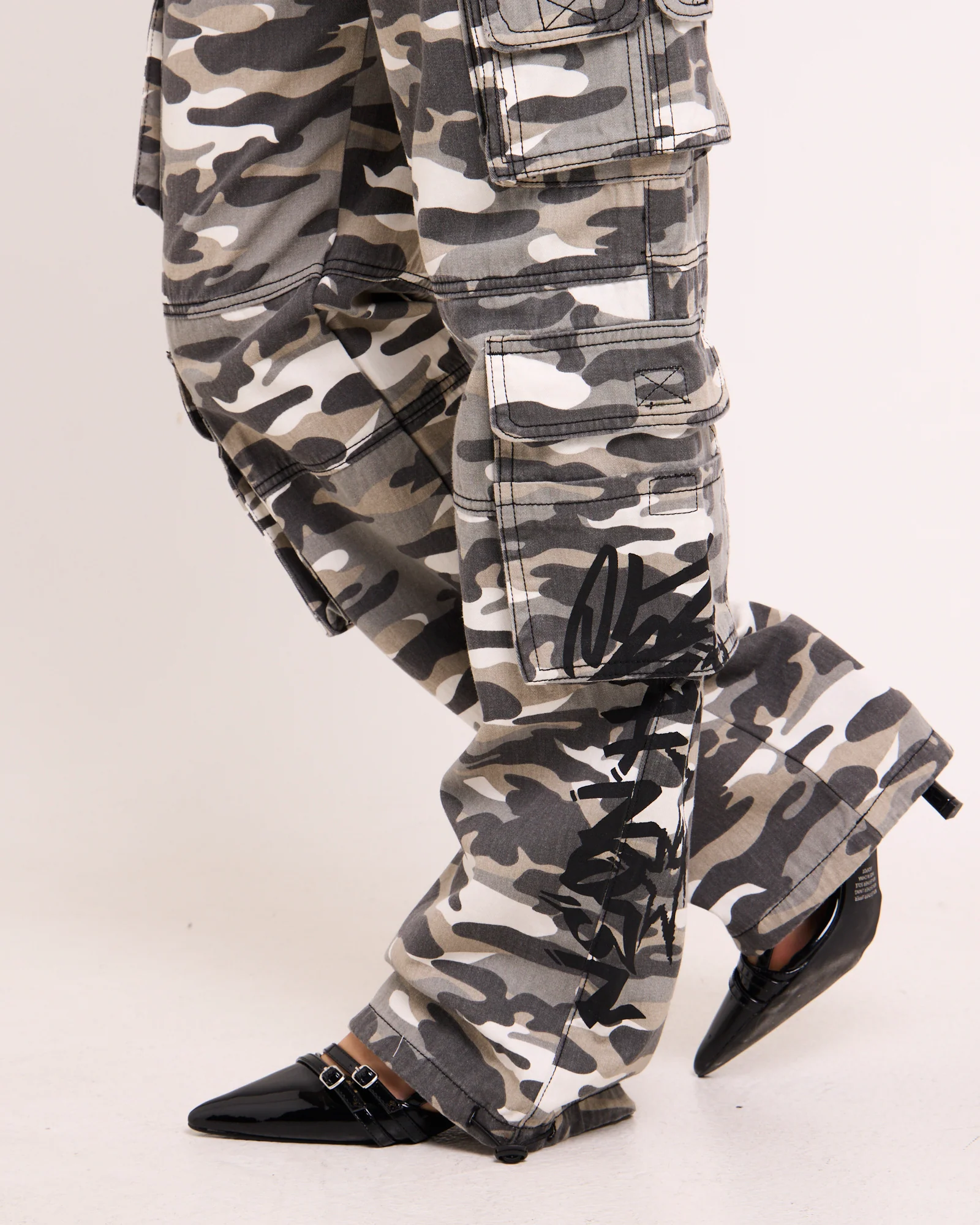 Camo Cargo Pants - Image 5