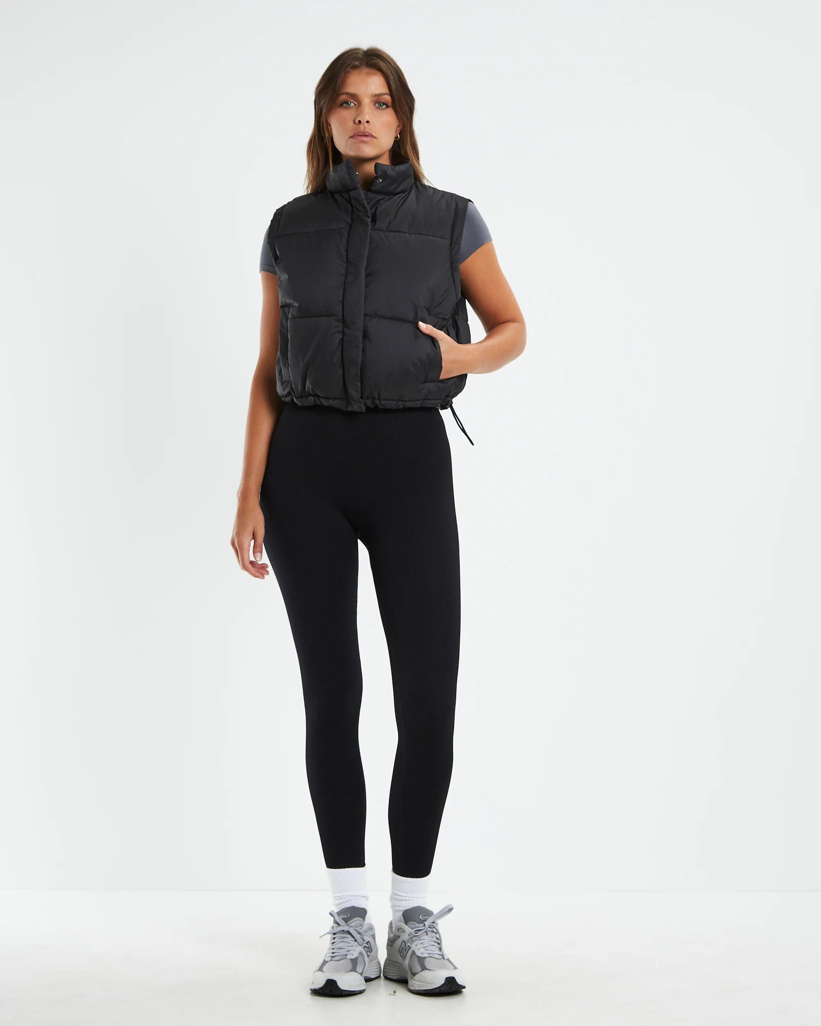 Casey Cropped Puffer Vest - Image 3