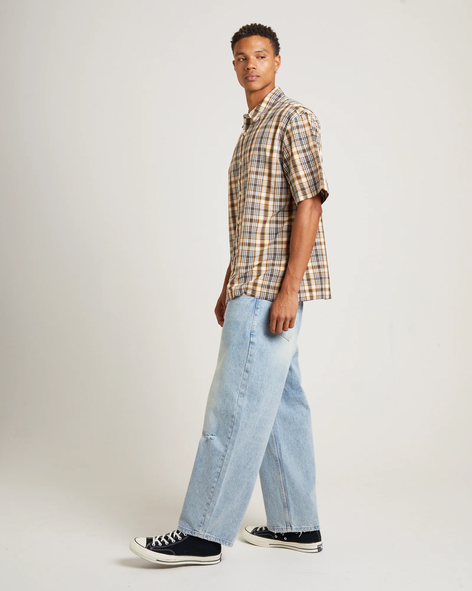 Check Out Recycled Short Sleeve Shirt in Moonbeam Check - Image 4