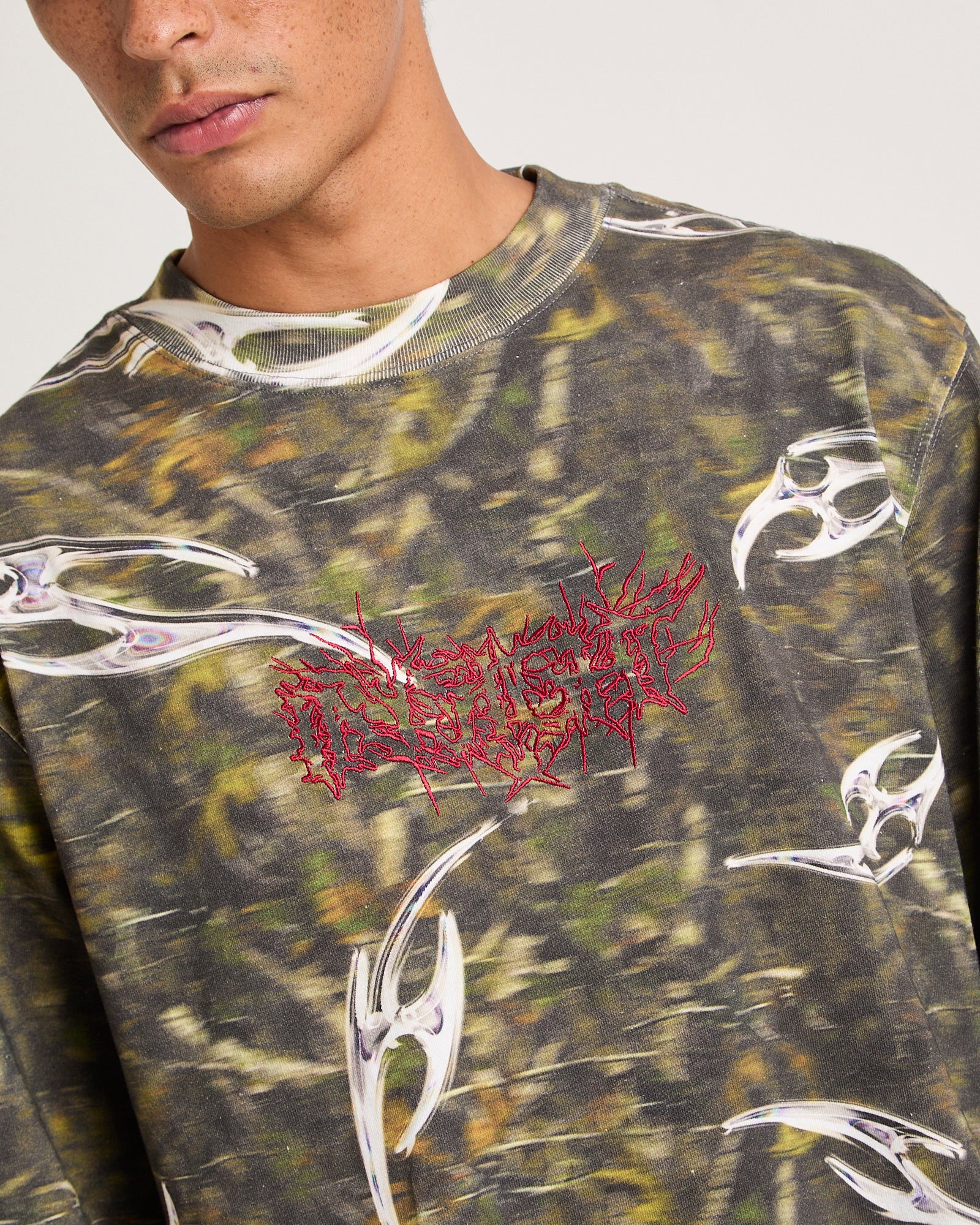Chroma Camo Long Sleeve T-Shirt - Image 5