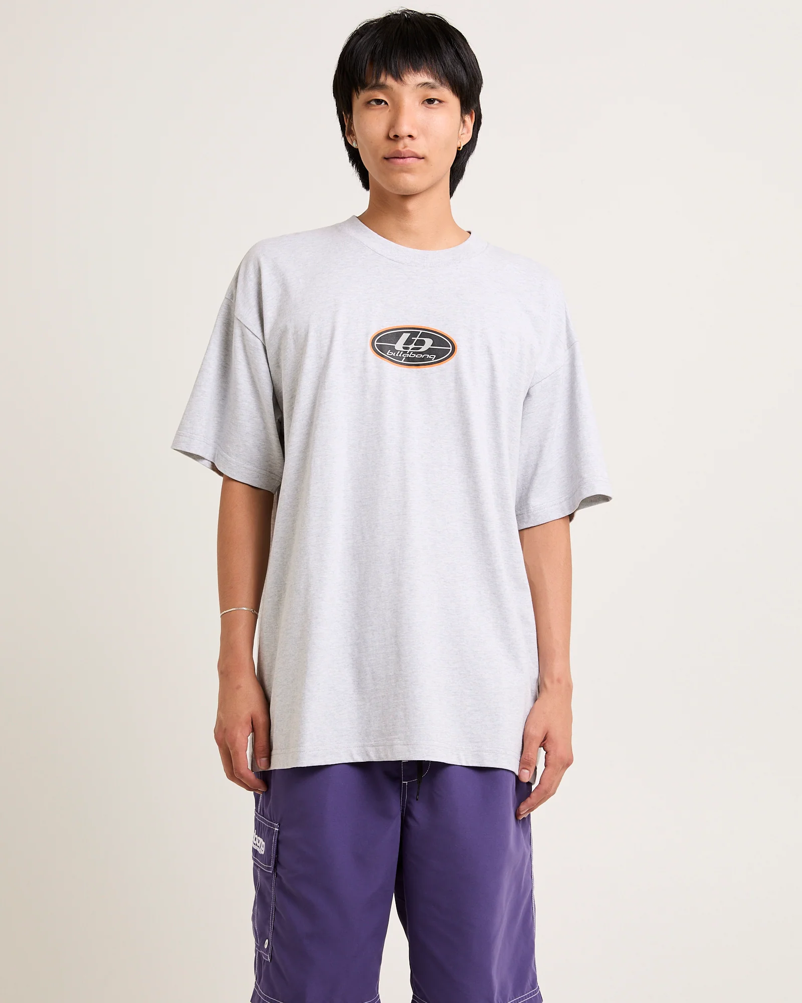 Chrome Pill T-Shirt in Light Grey Heather - Image 3