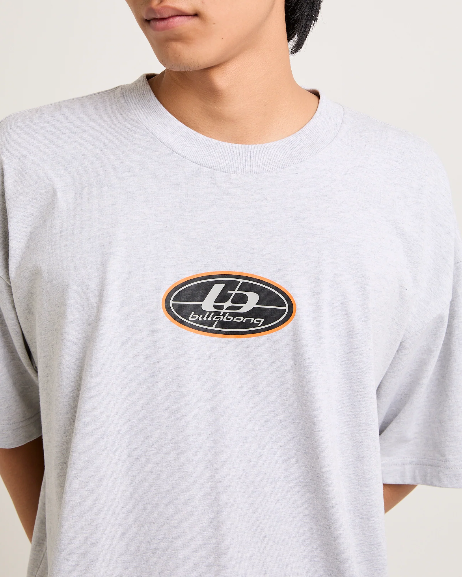 Chrome Pill T-Shirt in Light Grey Heather - Image 7