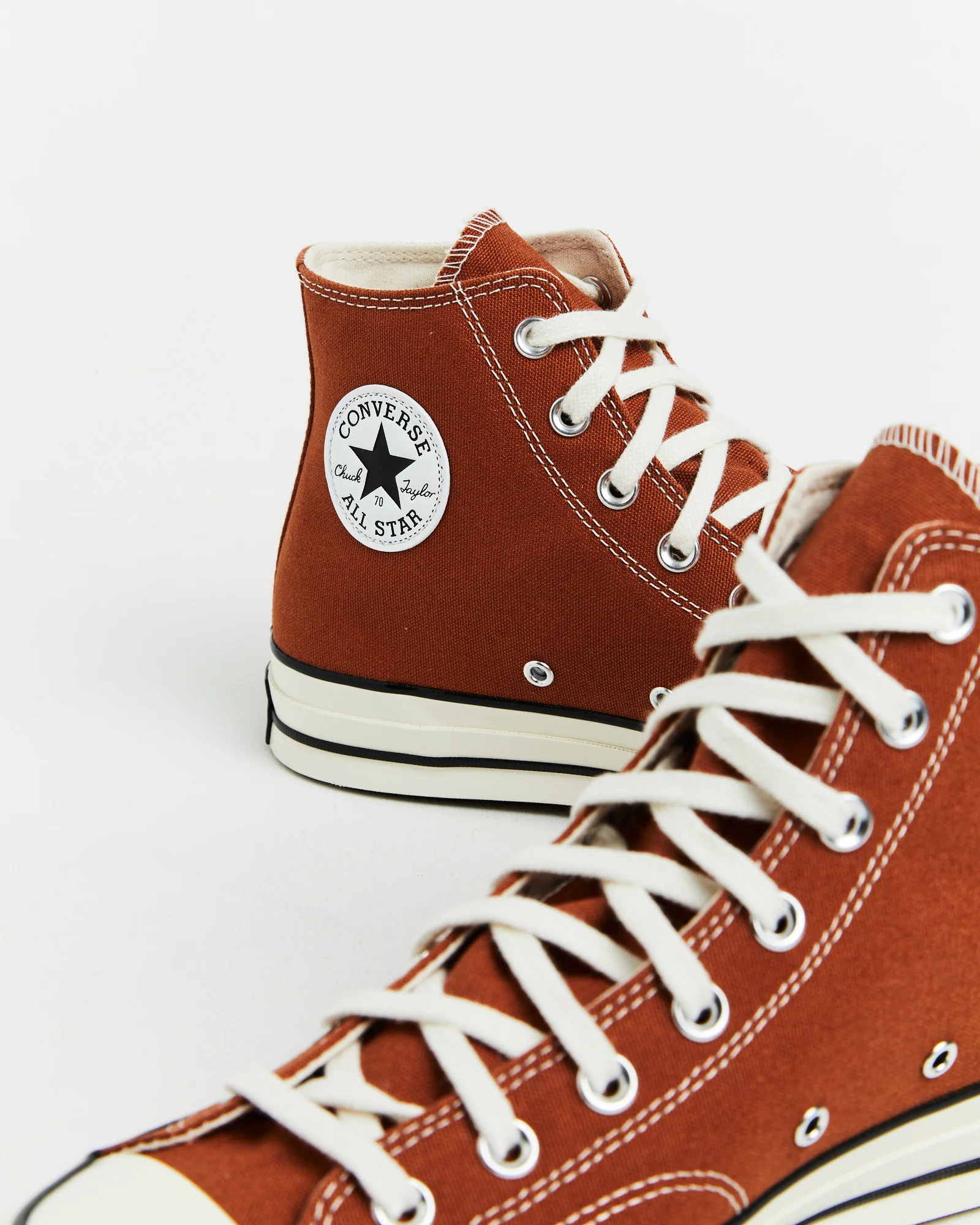 Chuck 70 Hi Top Sneakers in Tawny Owl Brown - Image 4