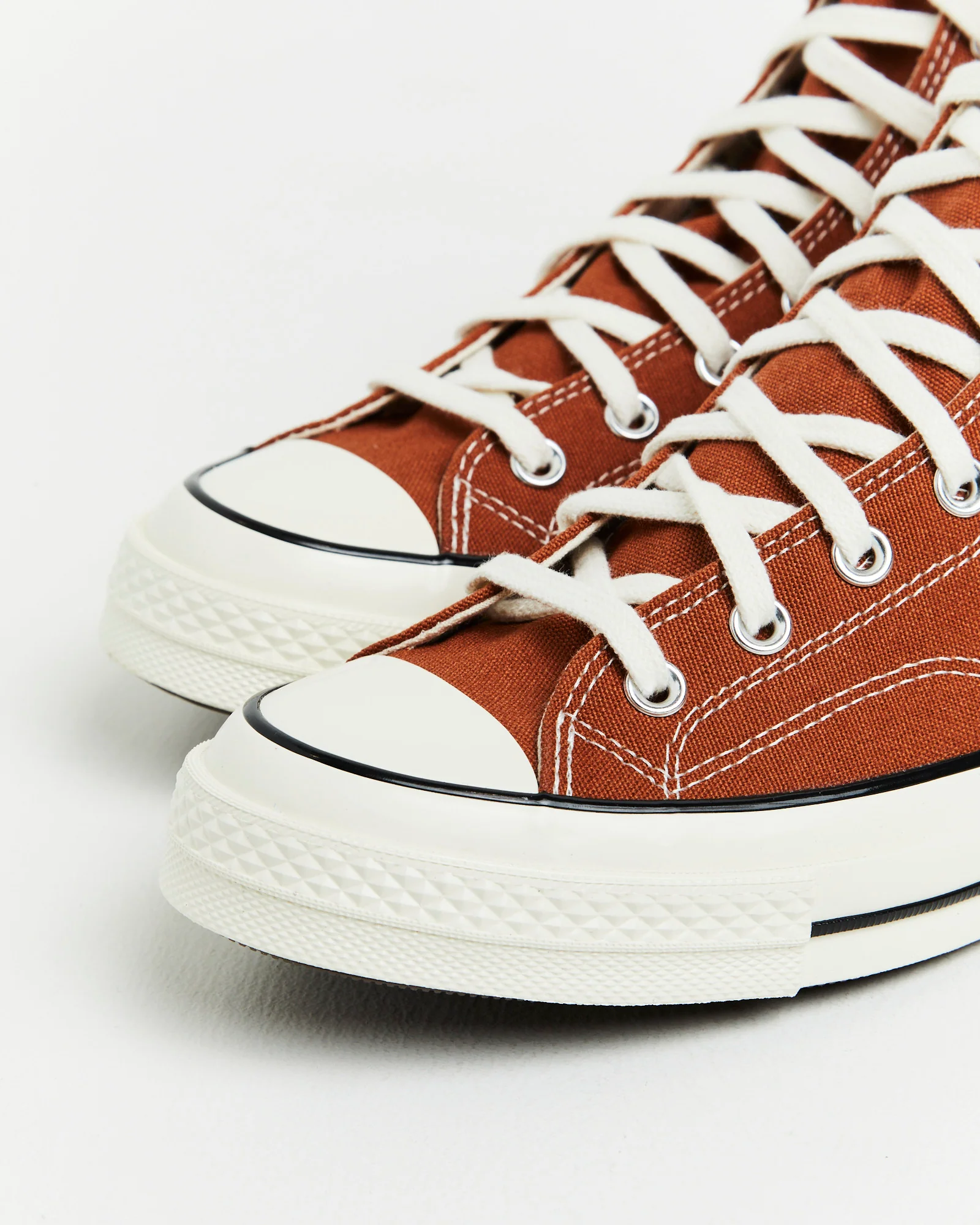 Chuck 70 Hi Top Sneakers in Tawny Owl Brown - Image 5