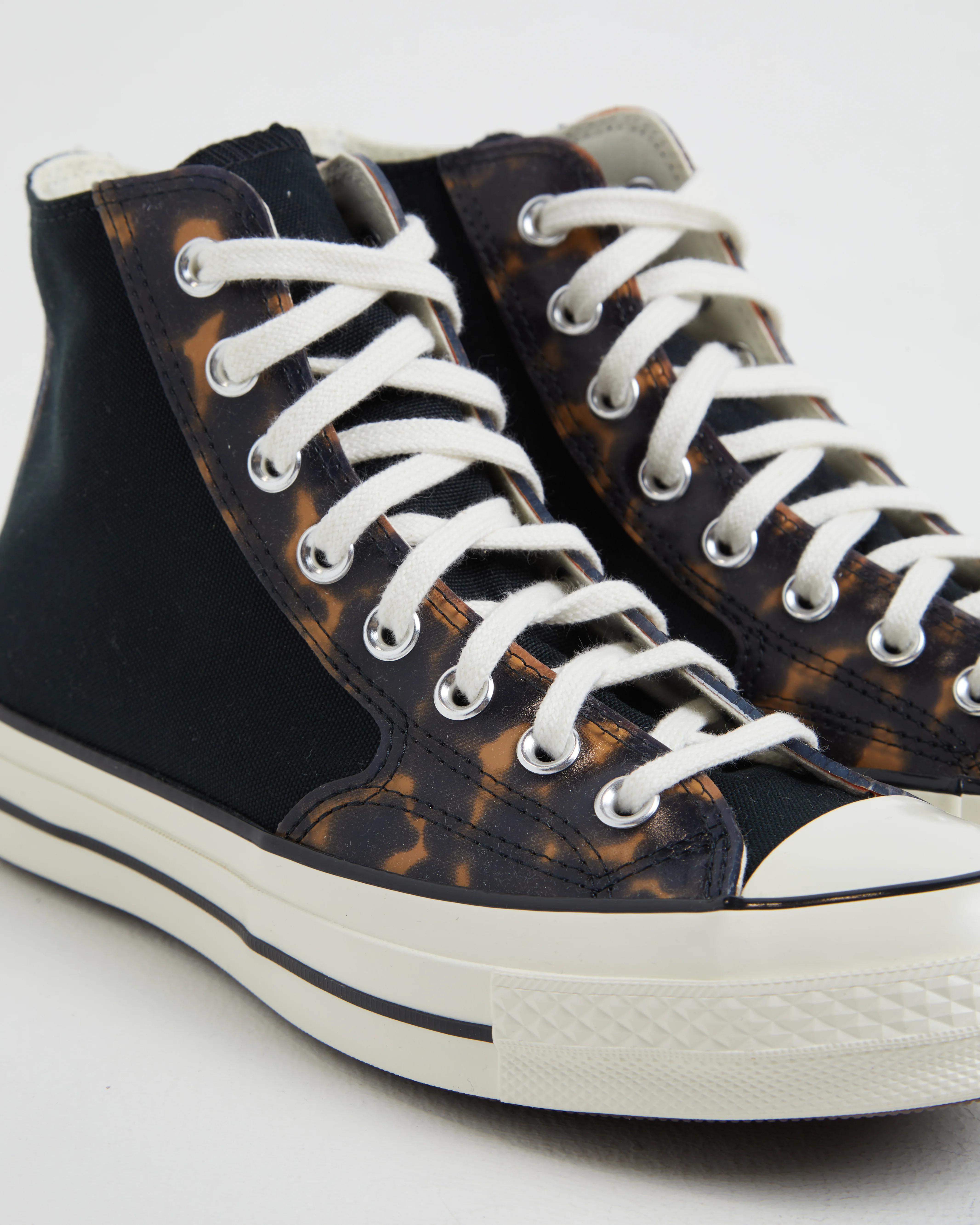 Chuck 70 Hi Top Sneakers in Tortoise Black - Image 4