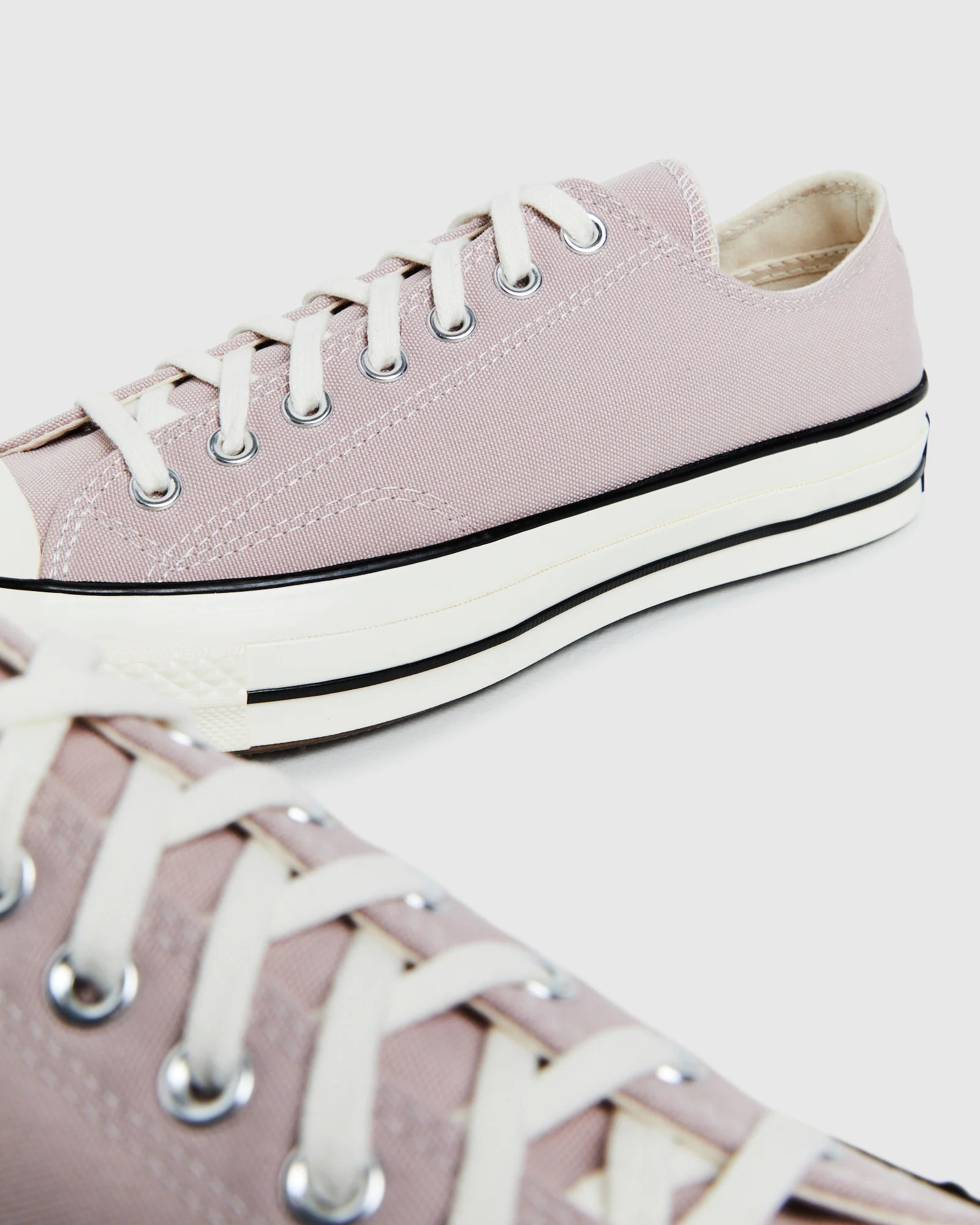 Chuck 70 Low Sneakers Stone - Image 6