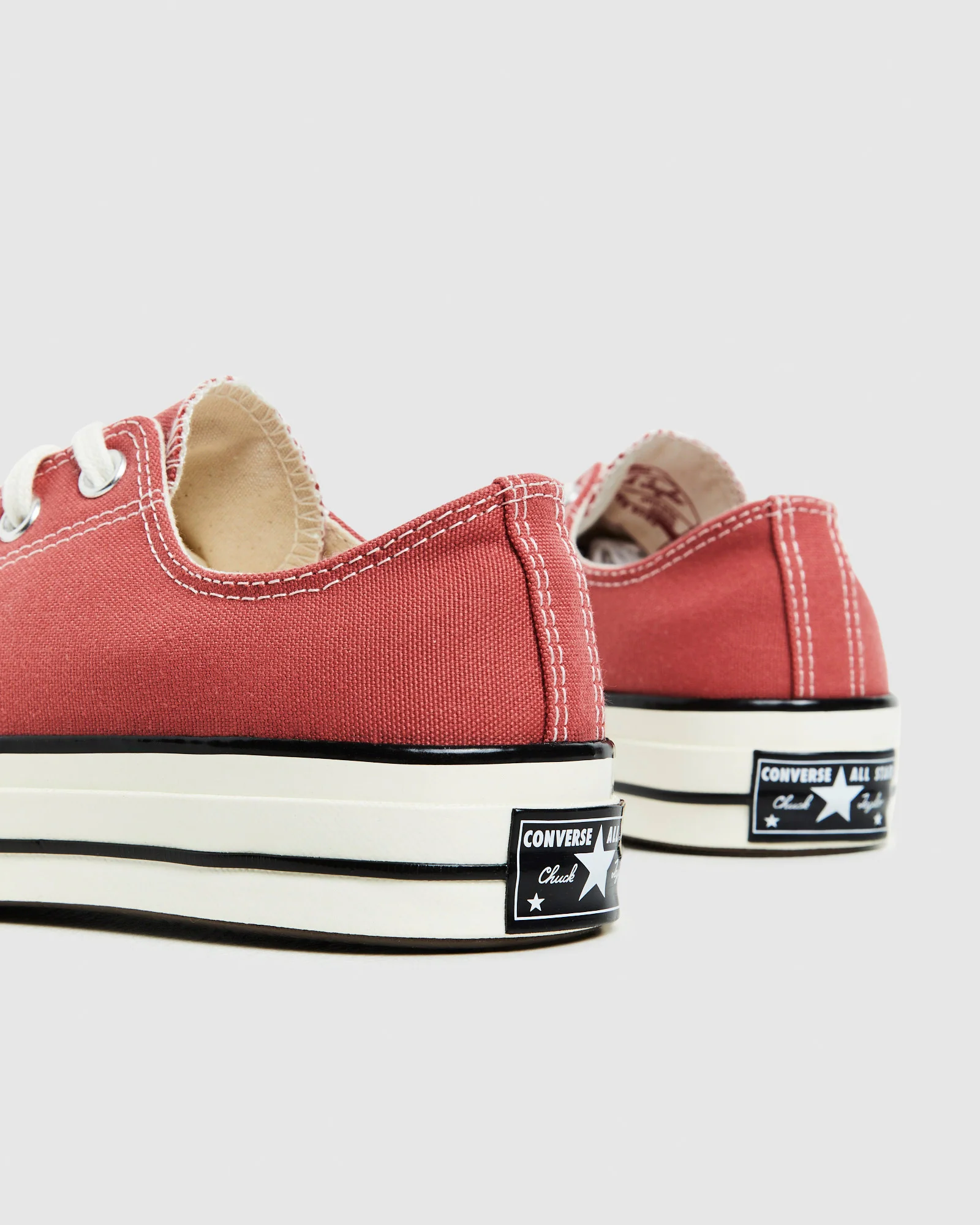 Chuck 70 Ox Sneakers Rhubarb Pie/Egret/Black - Image 6