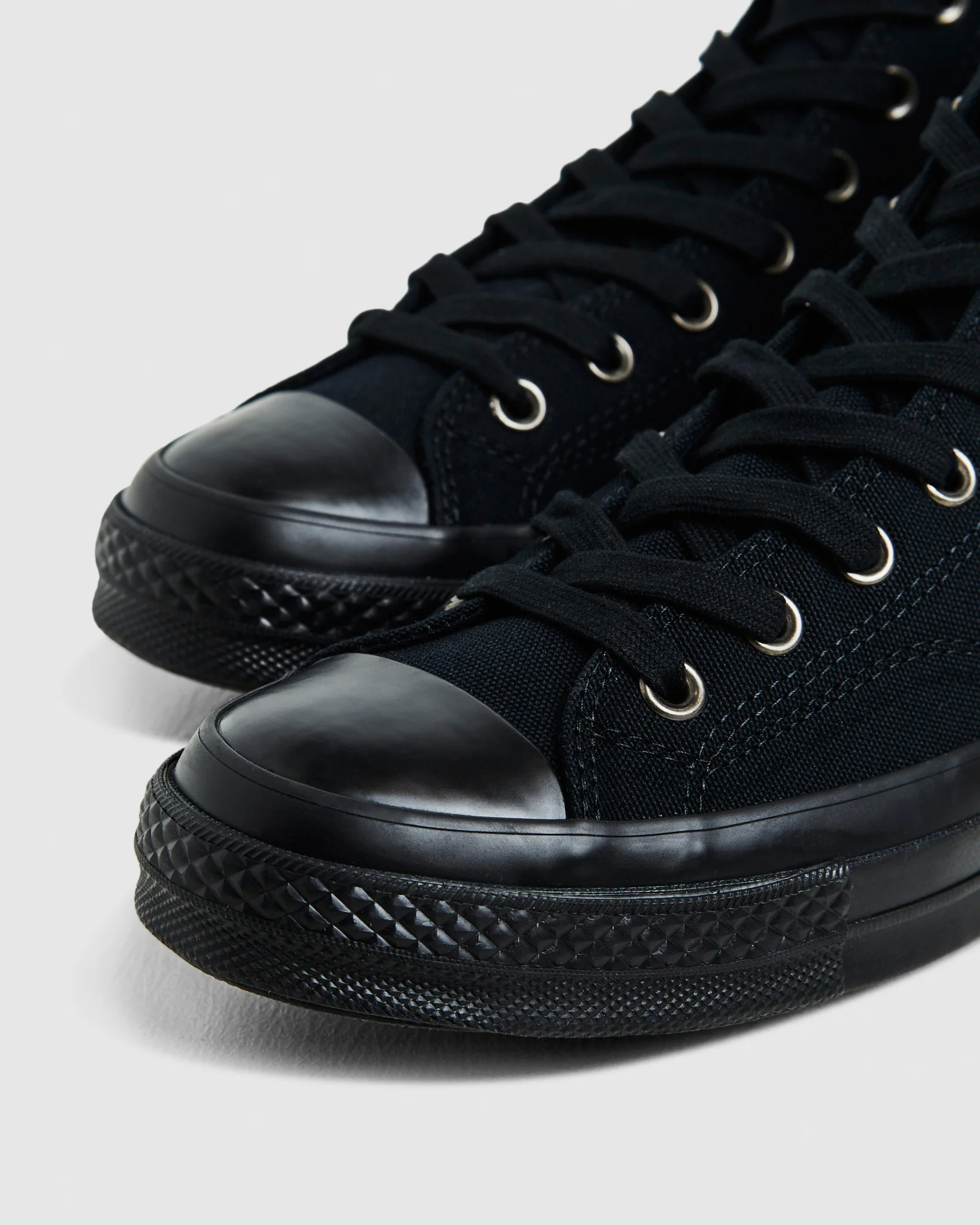 Chuck 70 Vintage Canvas Hi Top Sneakers Black - Image 4