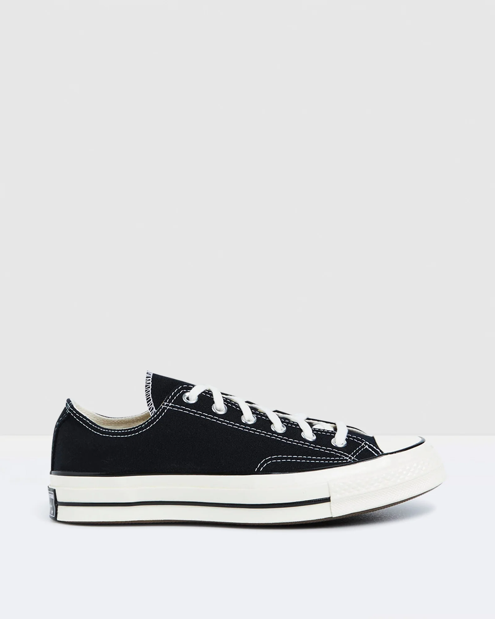 Chuck Taylor All Star '70 Lo Sneakers - Image 2