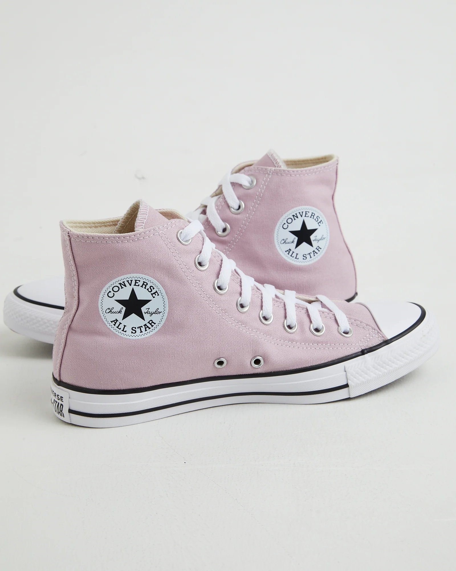 Chuck Taylor All Star Hi Top Sneakers in Phantom Violet - Image 3
