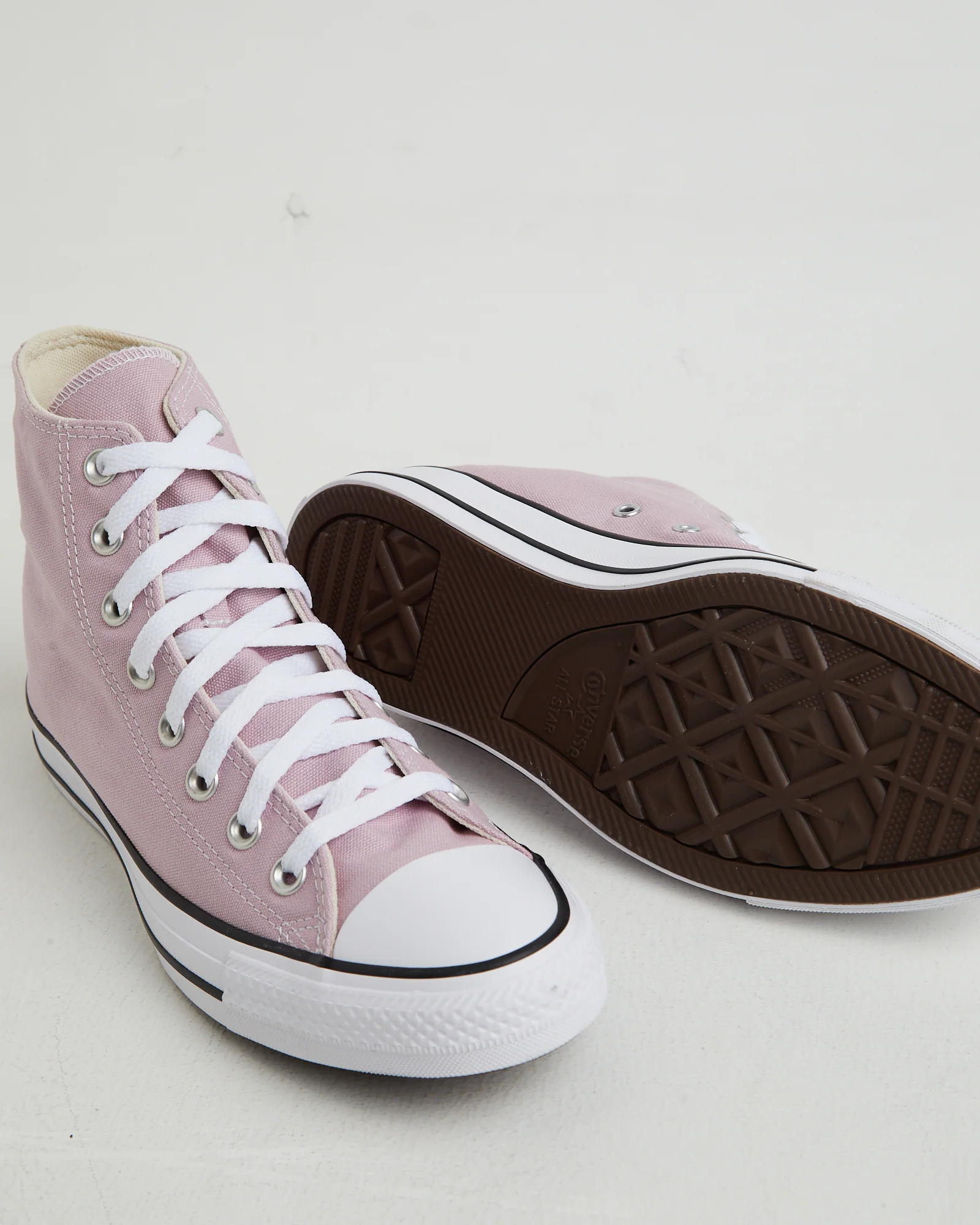 Chuck Taylor All Star Hi Top Sneakers in Phantom Violet - Image 4