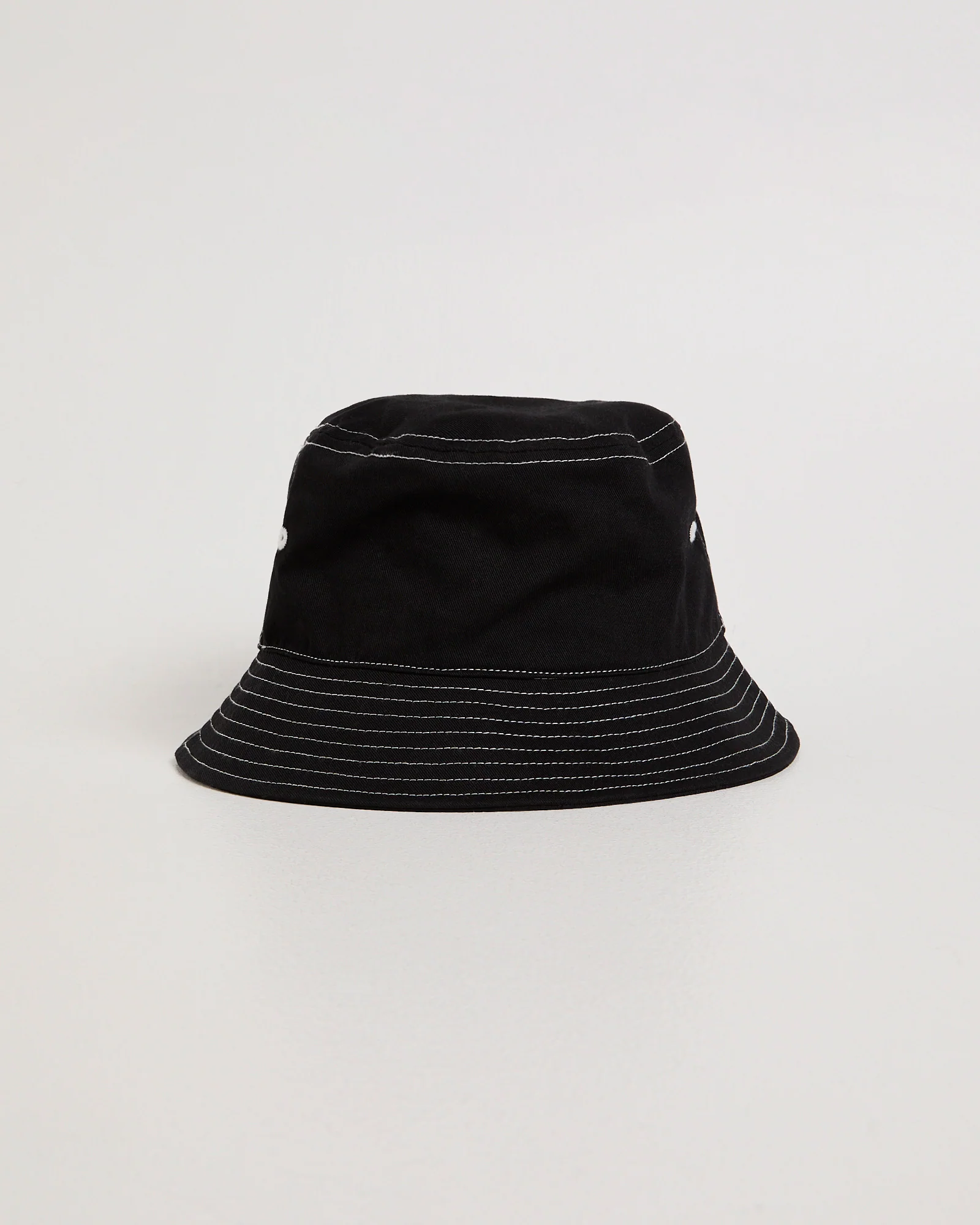 Classic Label Bucket Hat - Image 4