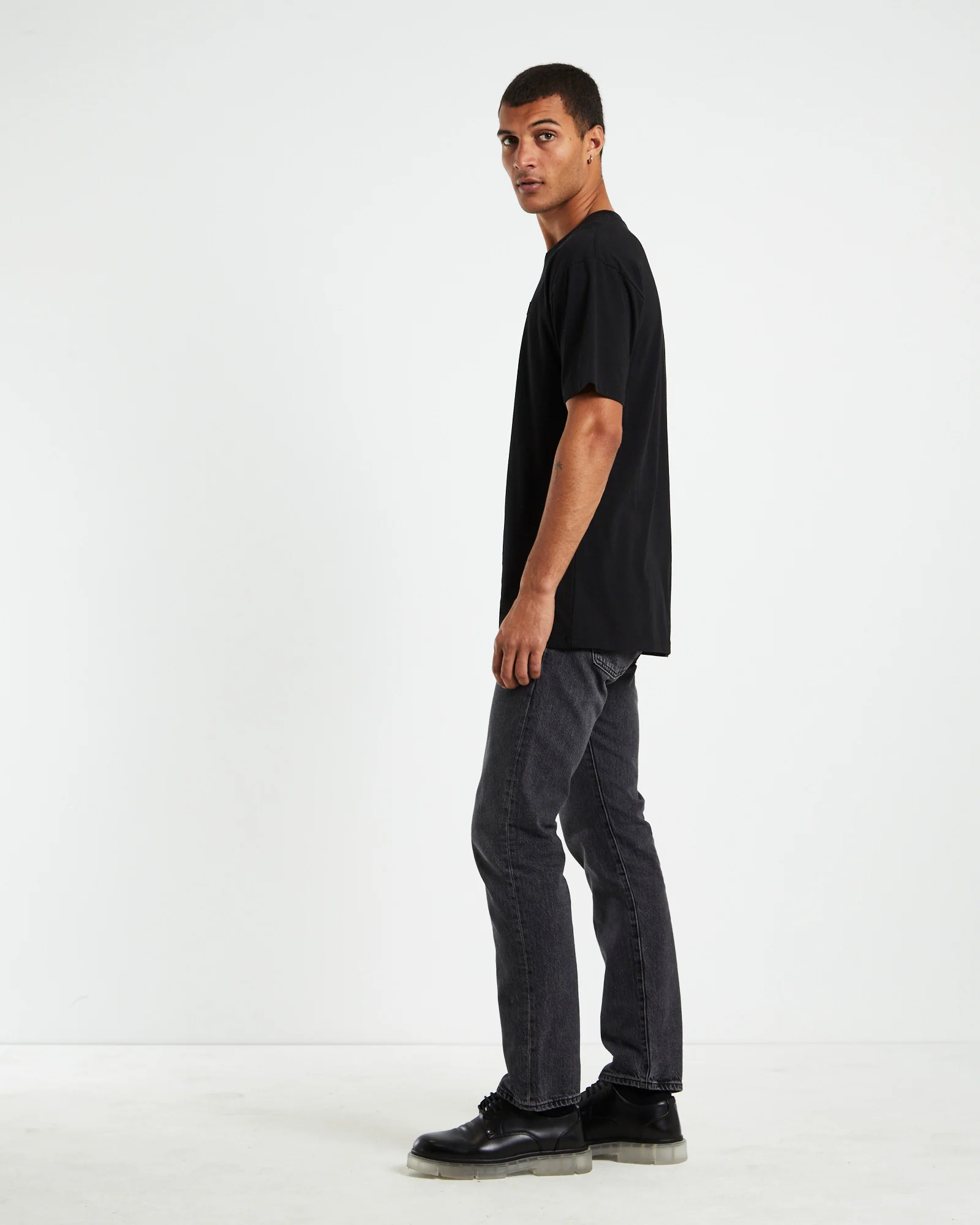 Classic Label Short Sleeve T-Shirt Washed Black - Image 4