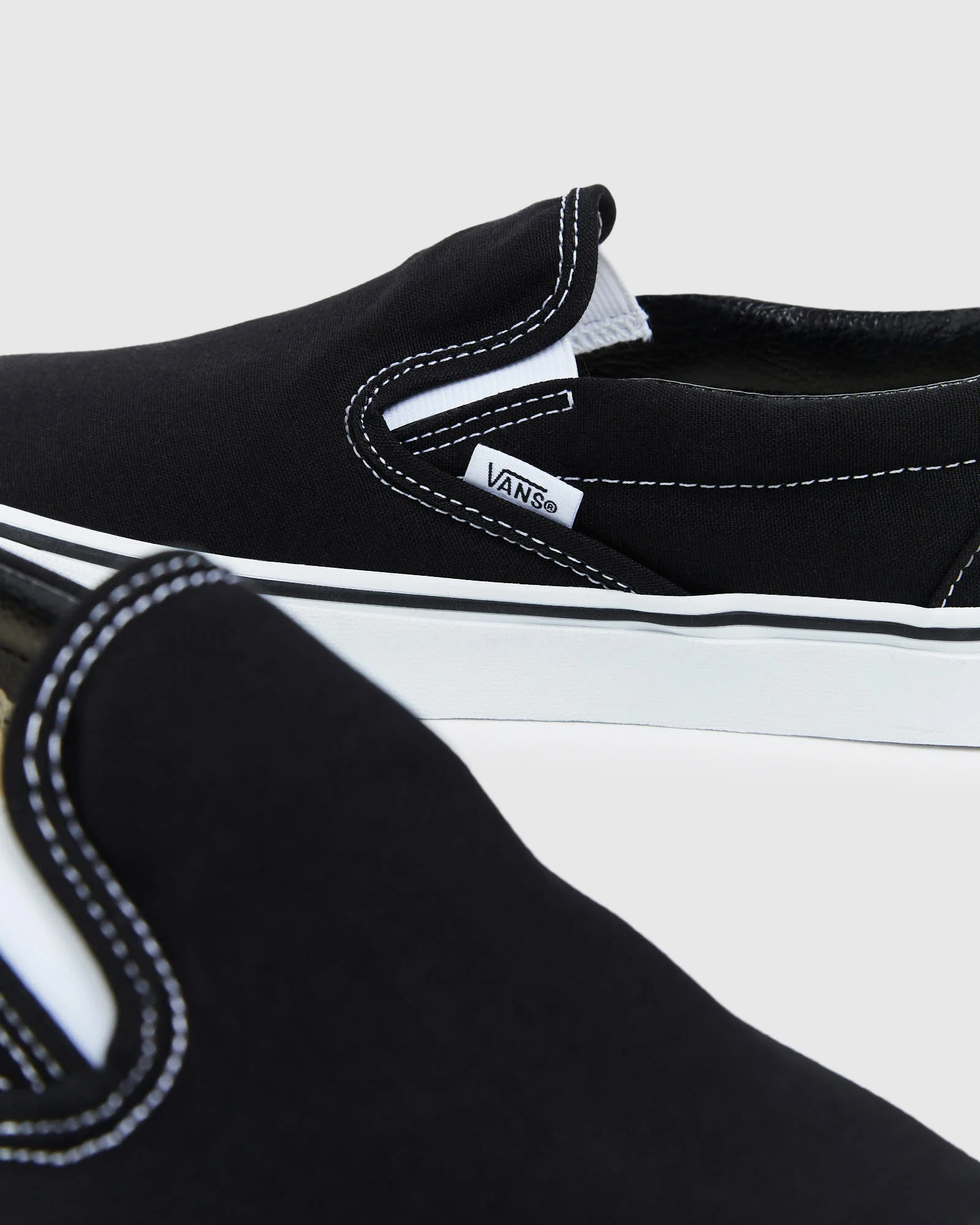 Classic Slip On Sneakers Black/White - Image 6