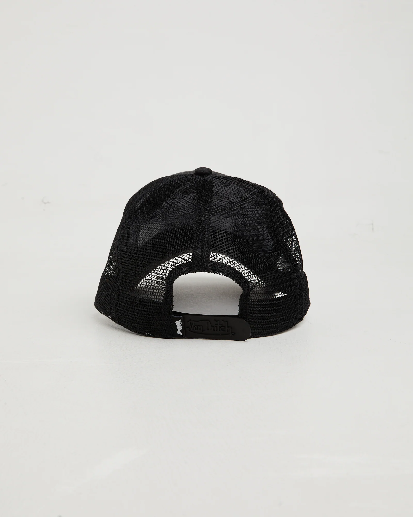 Classic Trucker 51 Cap in Black - Image 5