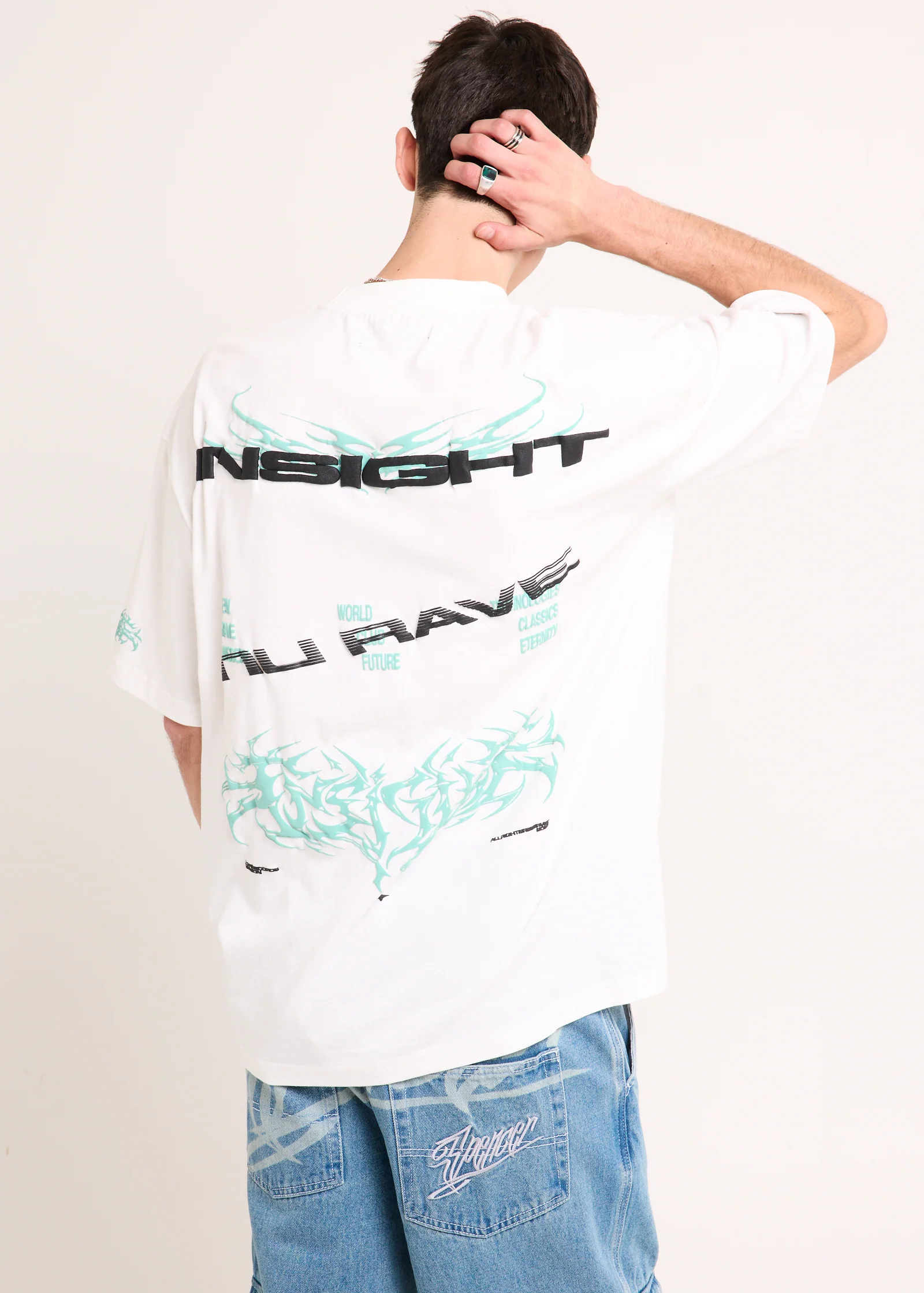 Classix T-Shirt - Image 4