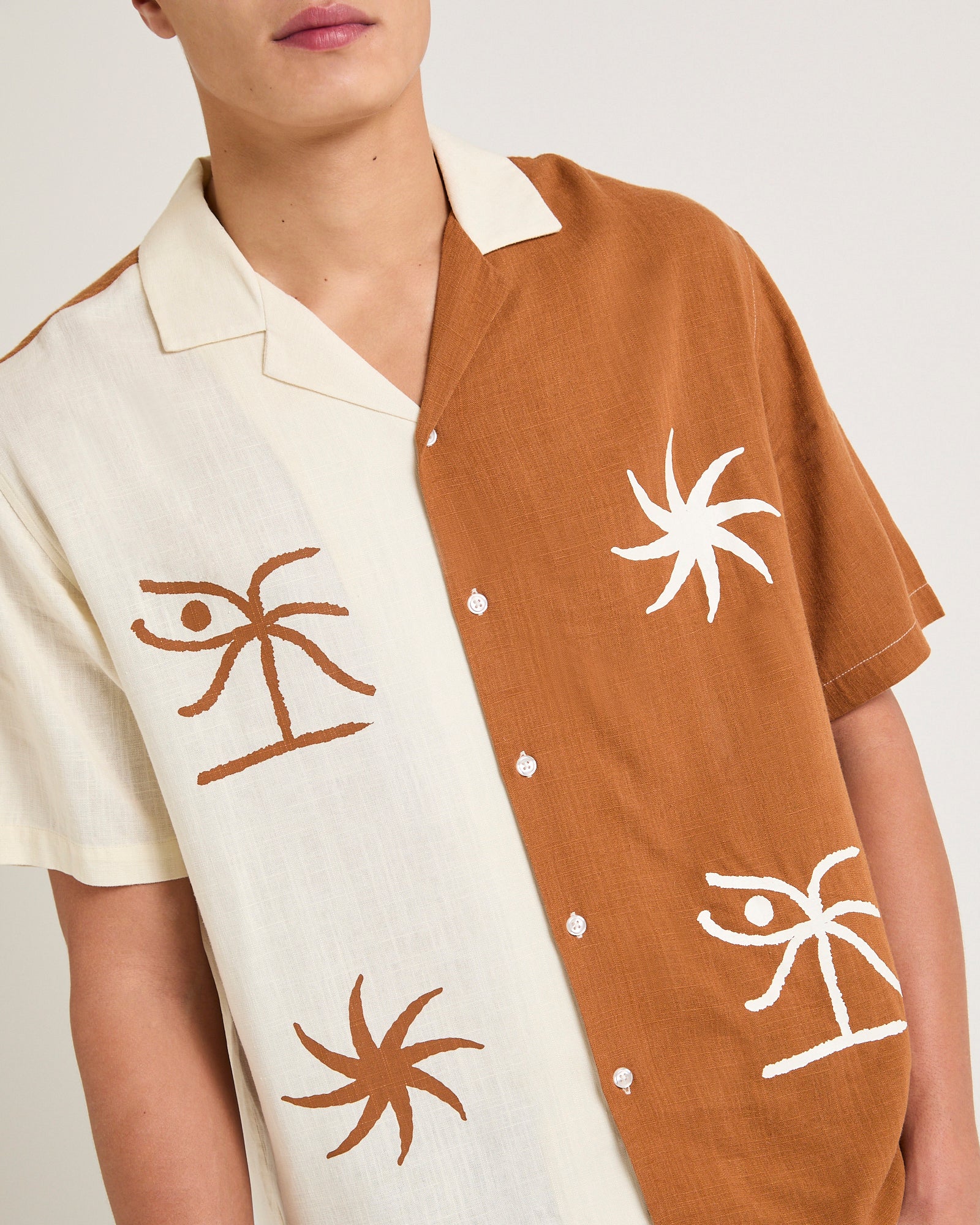 Cleo Linen Short Sleeve Resort Shirt - Image 5
