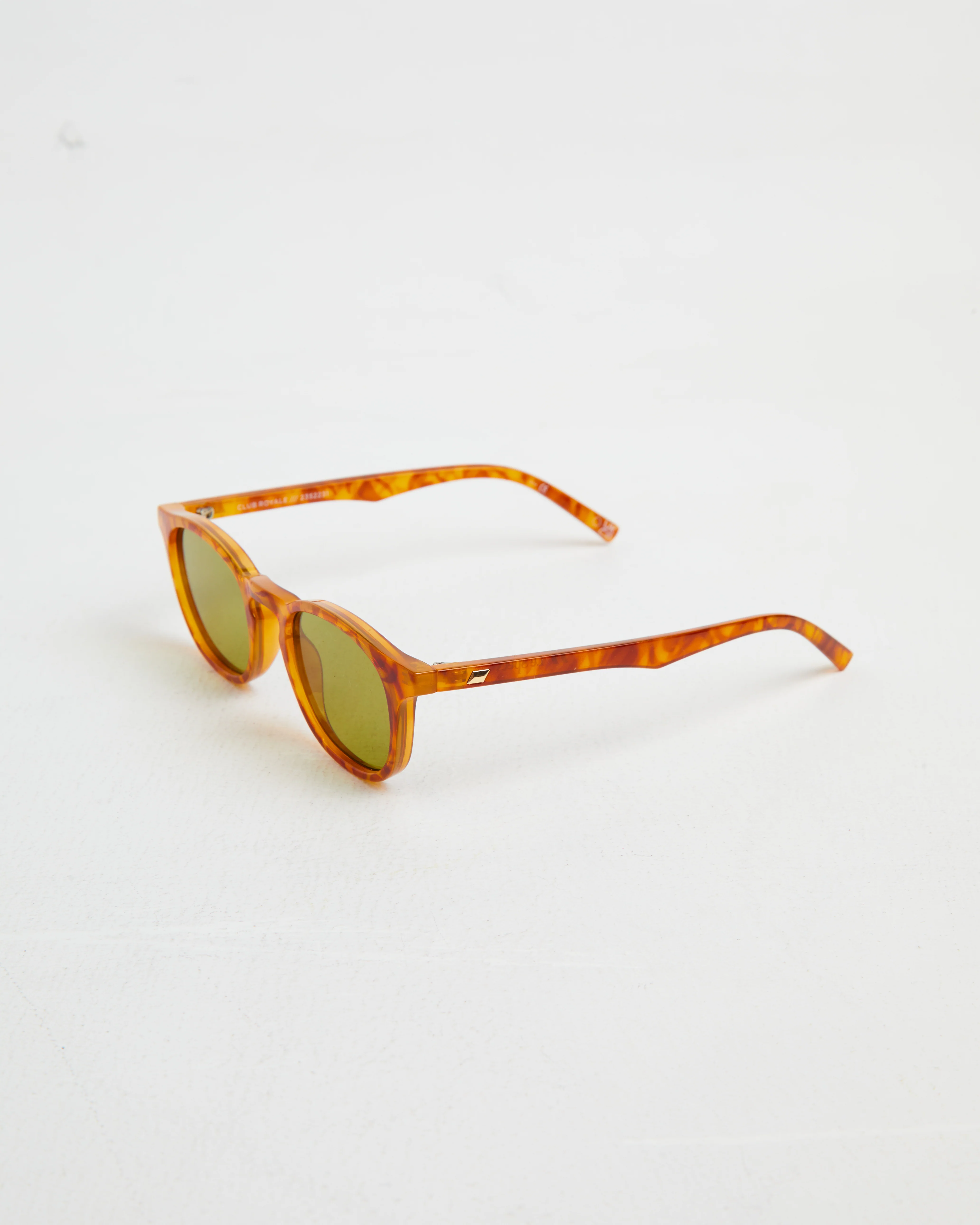 Club Royale Sunglasses in Vintage Tort/Olive Mono - Image 5