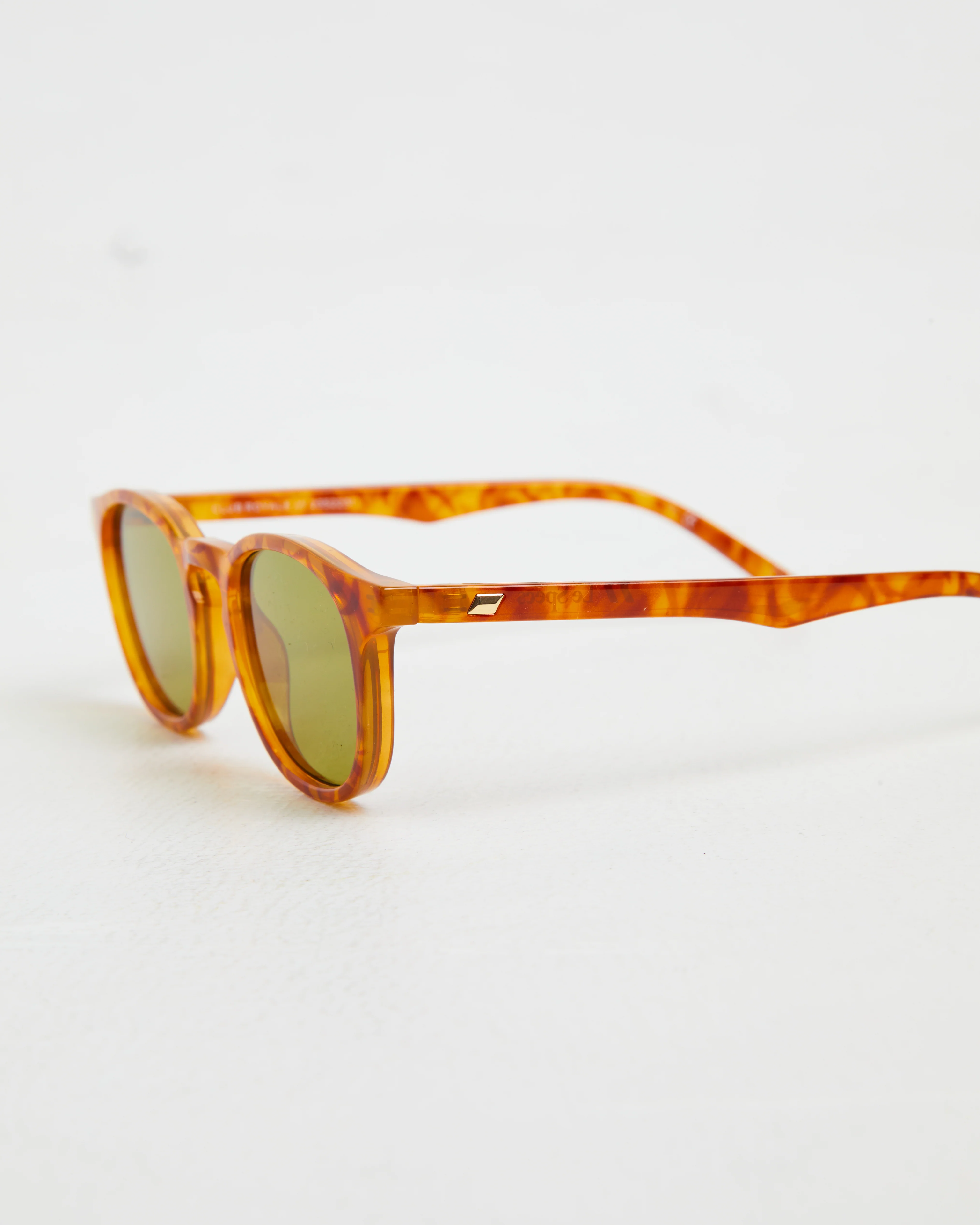 Club Royale Sunglasses in Vintage Tort/Olive Mono - Image 6