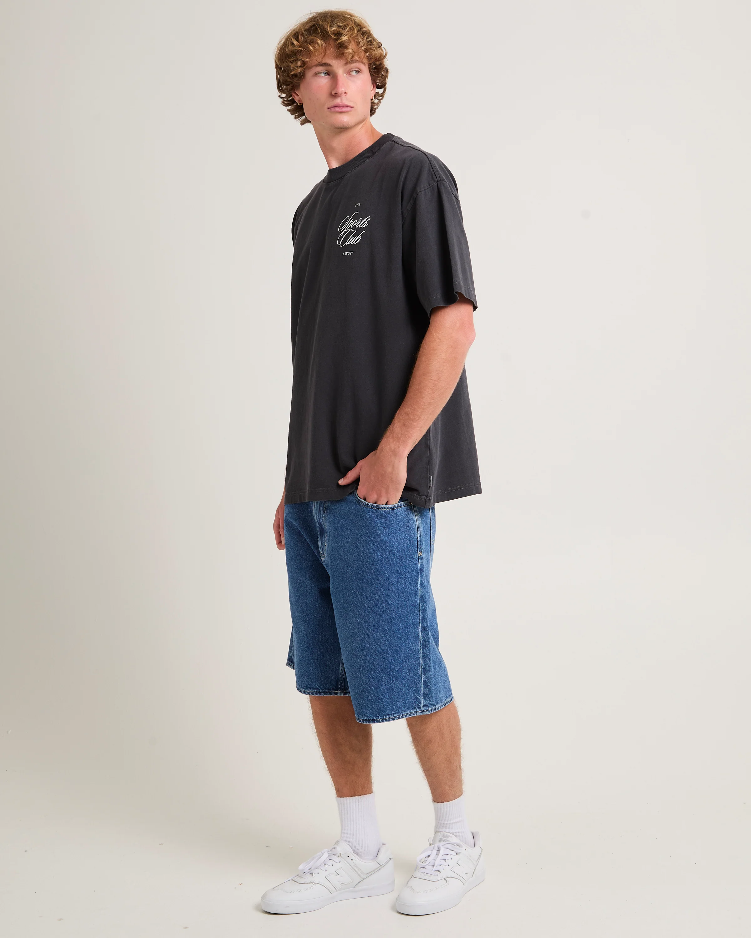 Club T-Shirt - Image 4