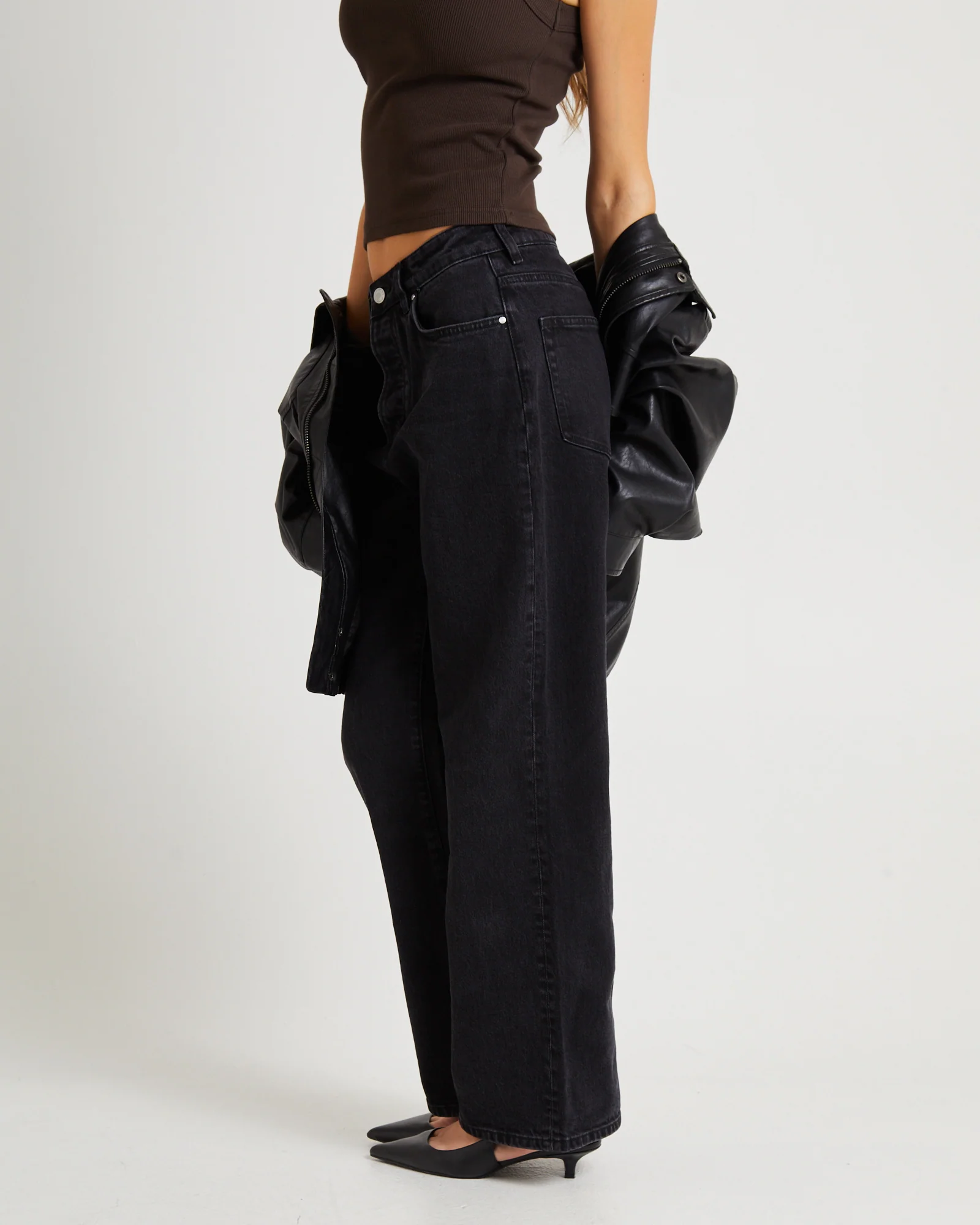 Coco Relaxed Jeans - Image 4