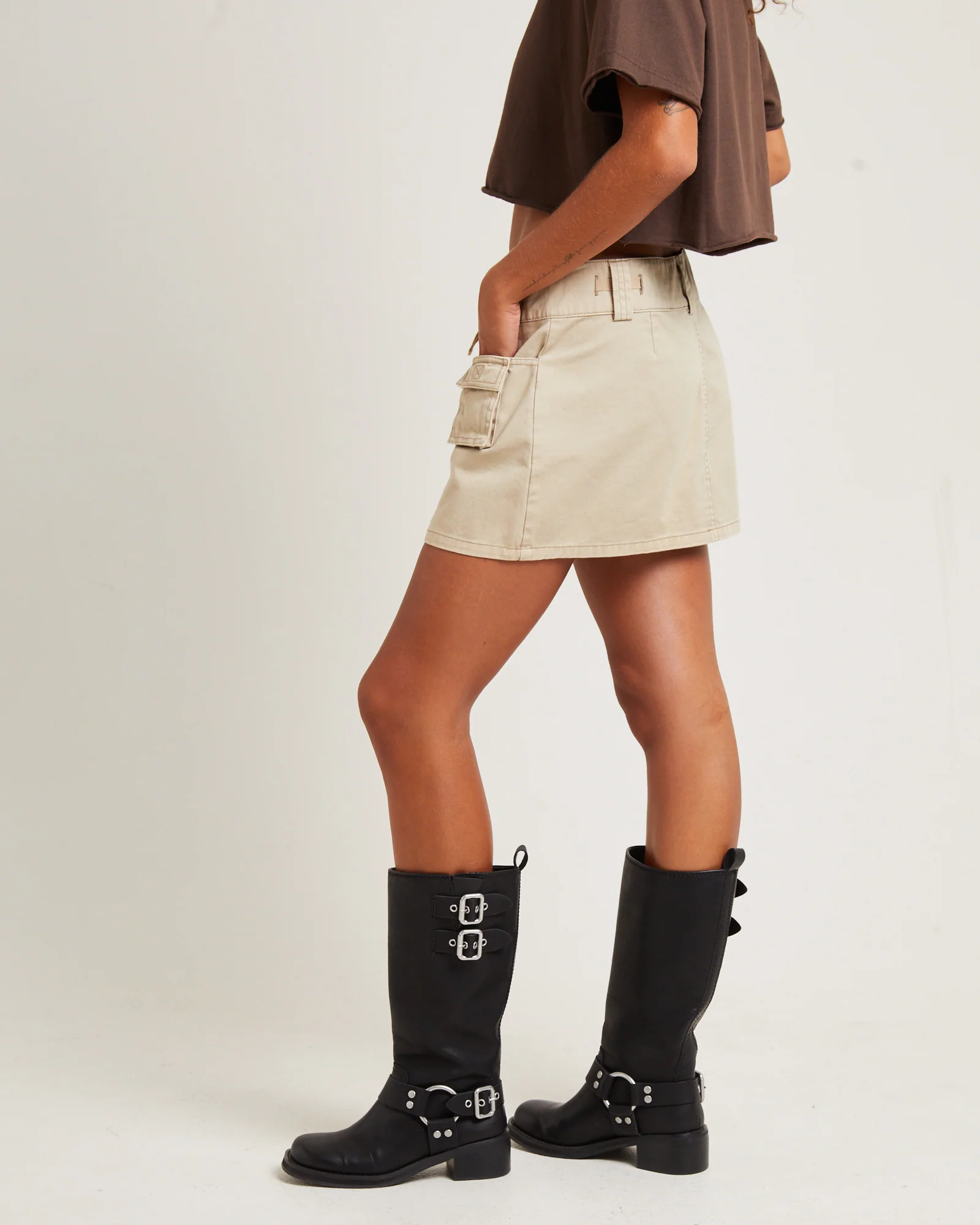 Codie Mid Rise Cargo Skirt Stone - Image 4