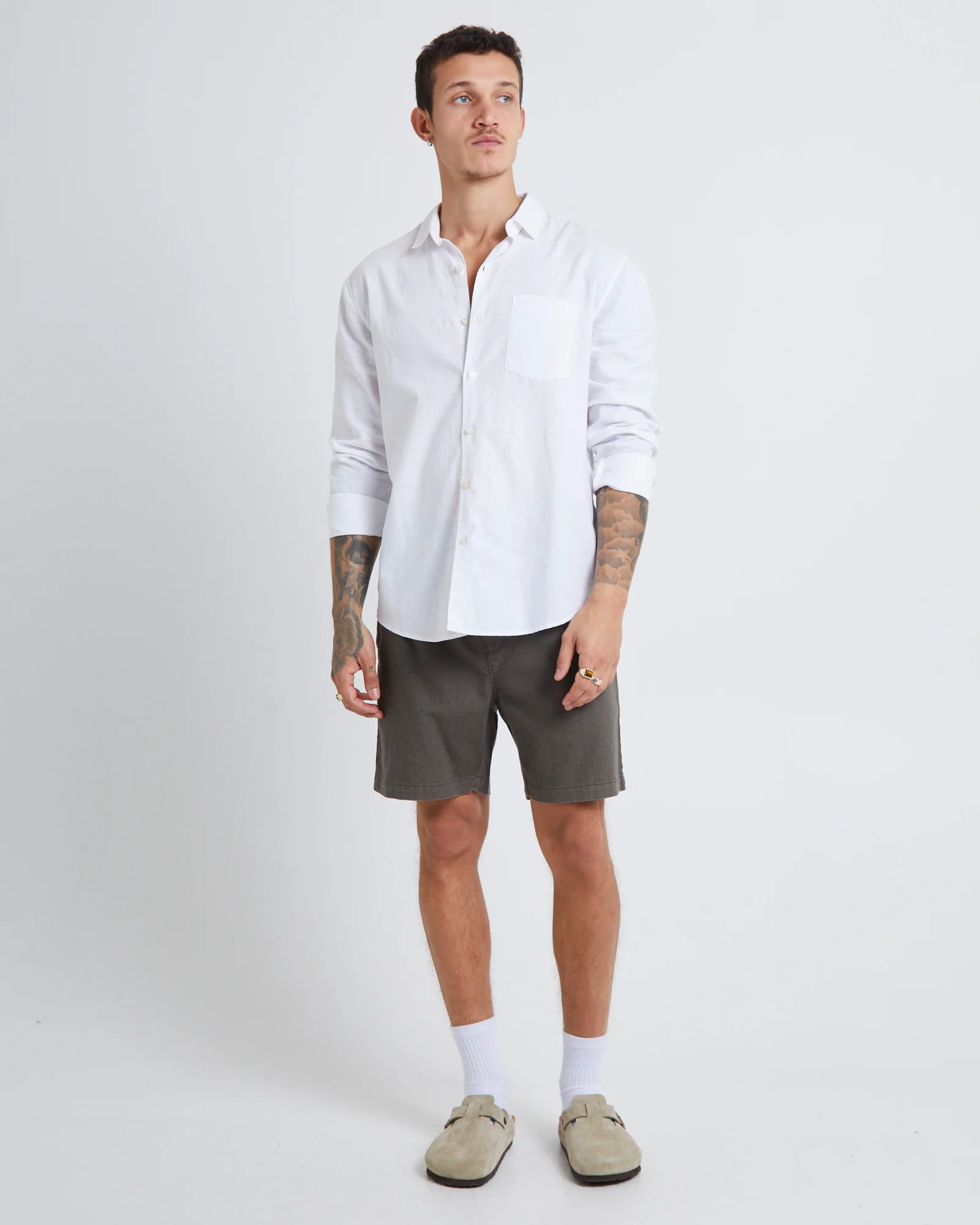 Common Linen Short - Image 3