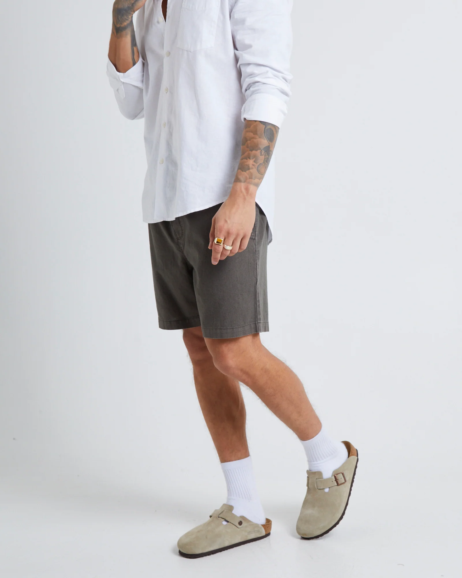 Common Linen Short - Image 4