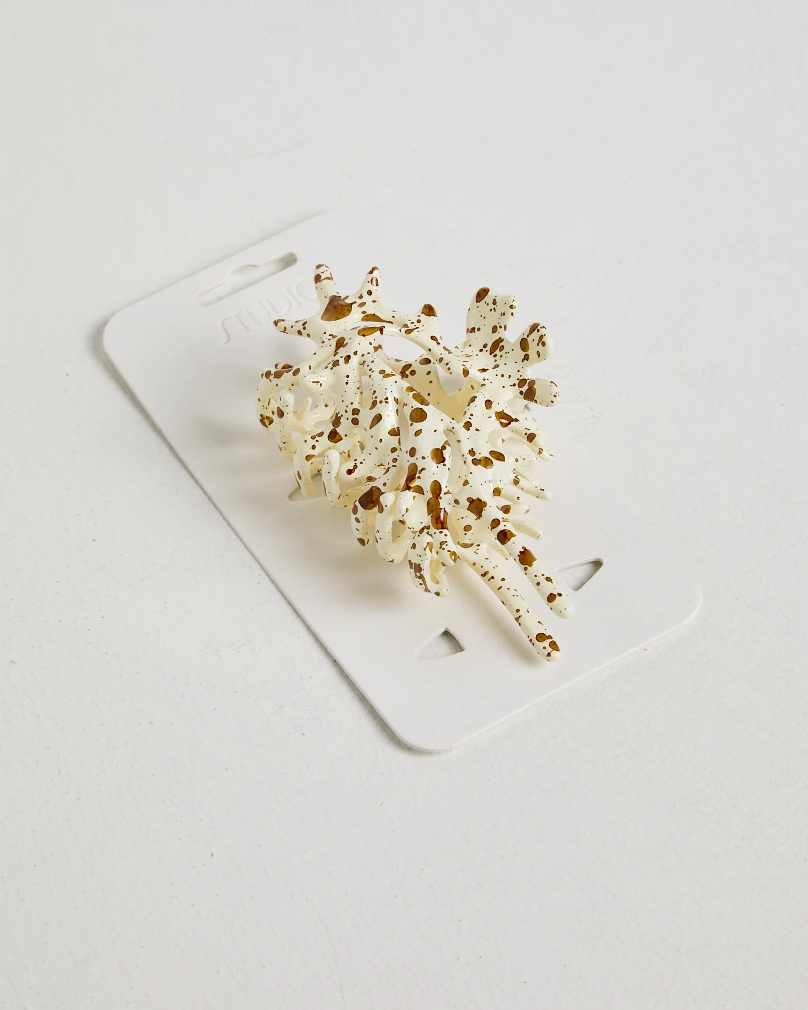 Coral Clip - Image 2