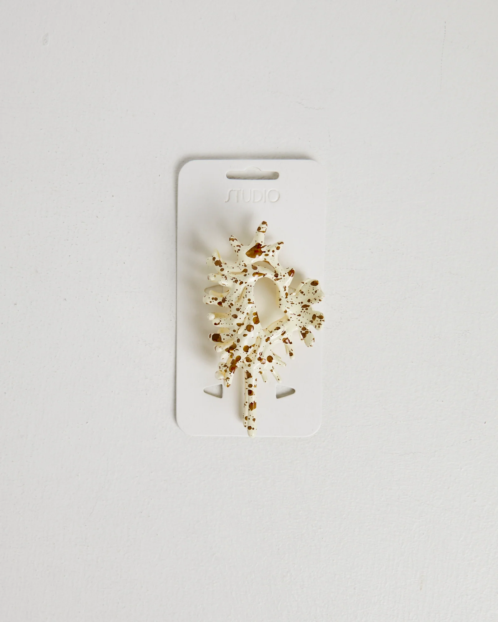Coral Clip - Image 3