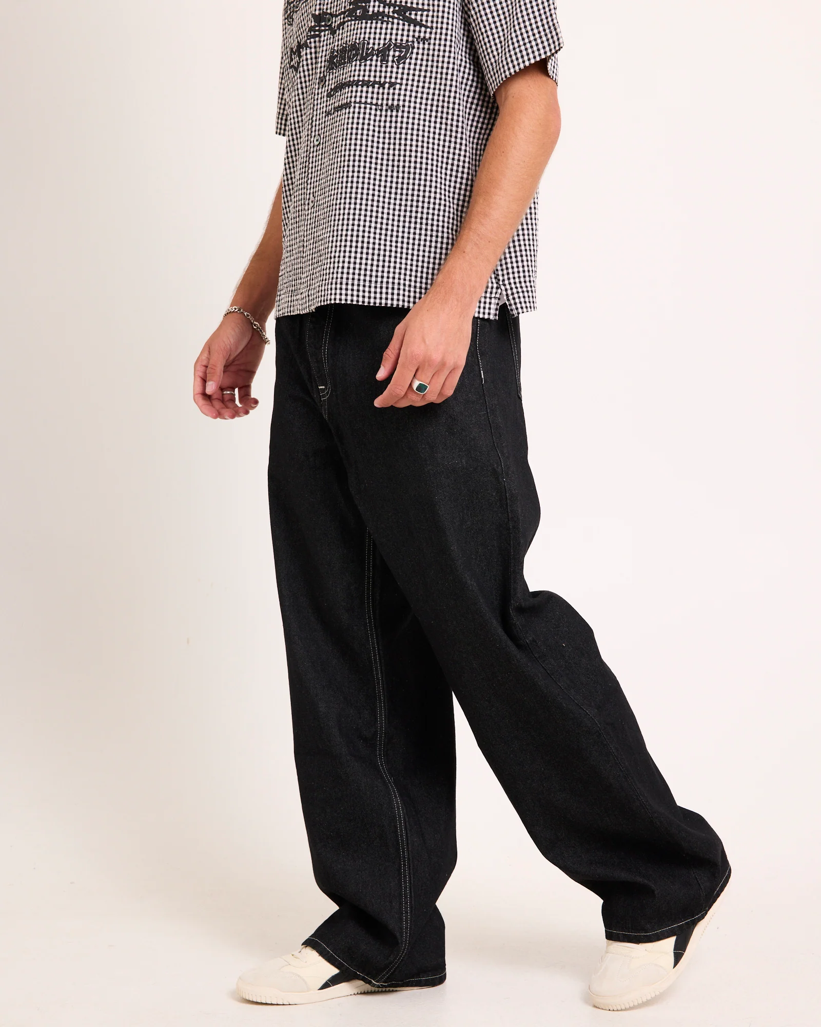 Cormac Baggy Denim Jeans - Image 2