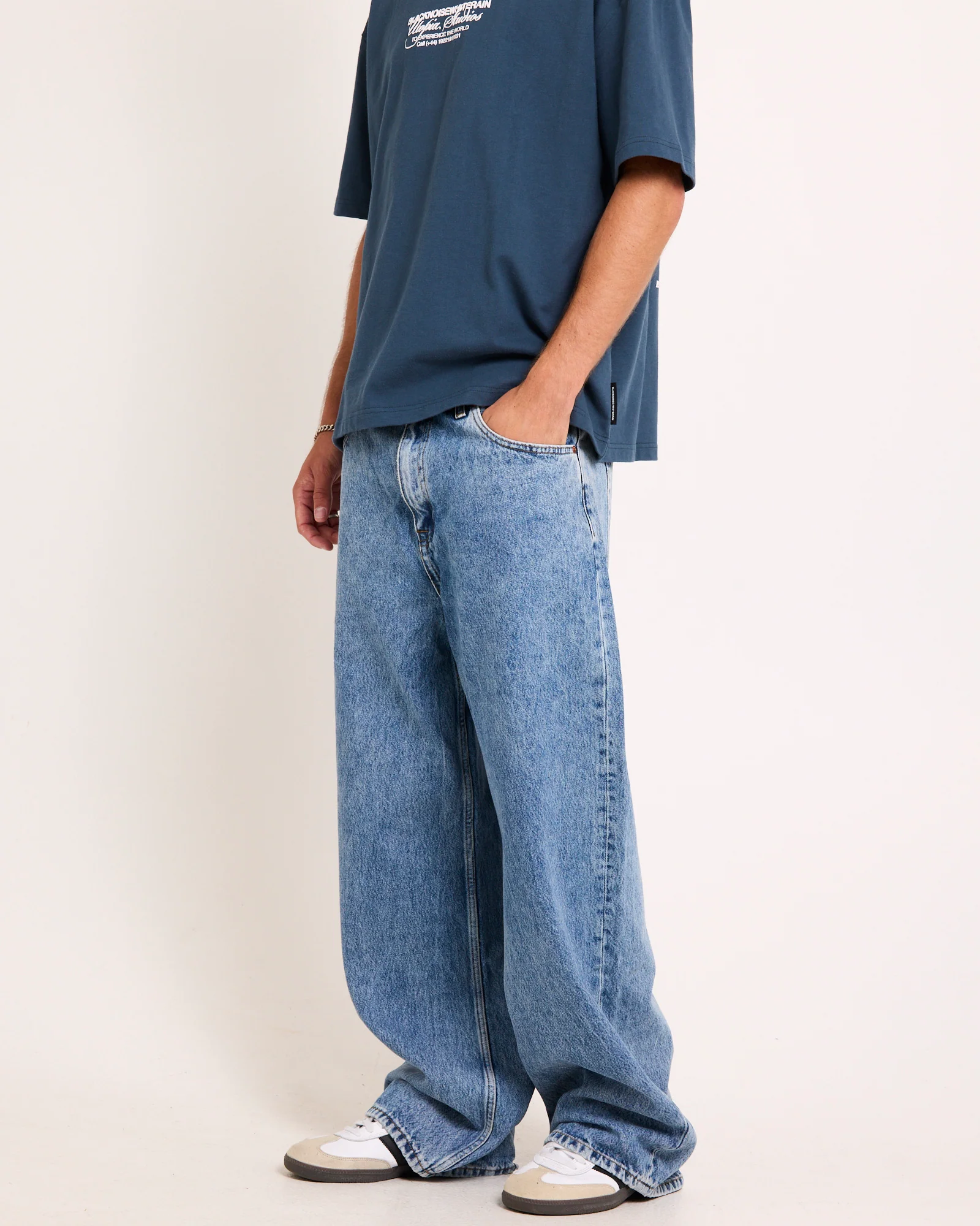 Cormac Baggy Denim Jeans - Image 3