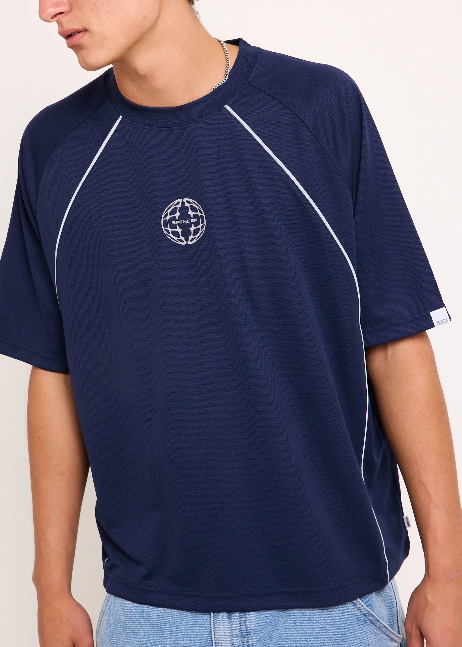 Cosmo Raglan T-Shirt - Image 5