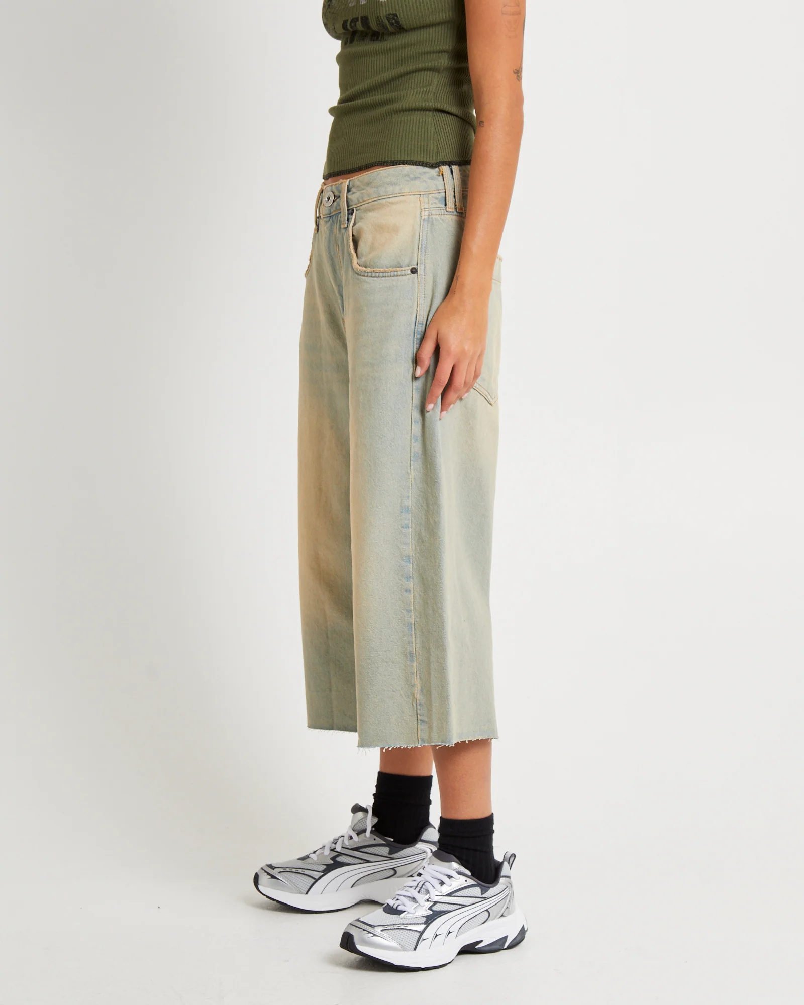 Cropped Jaya Jeans - Image 4