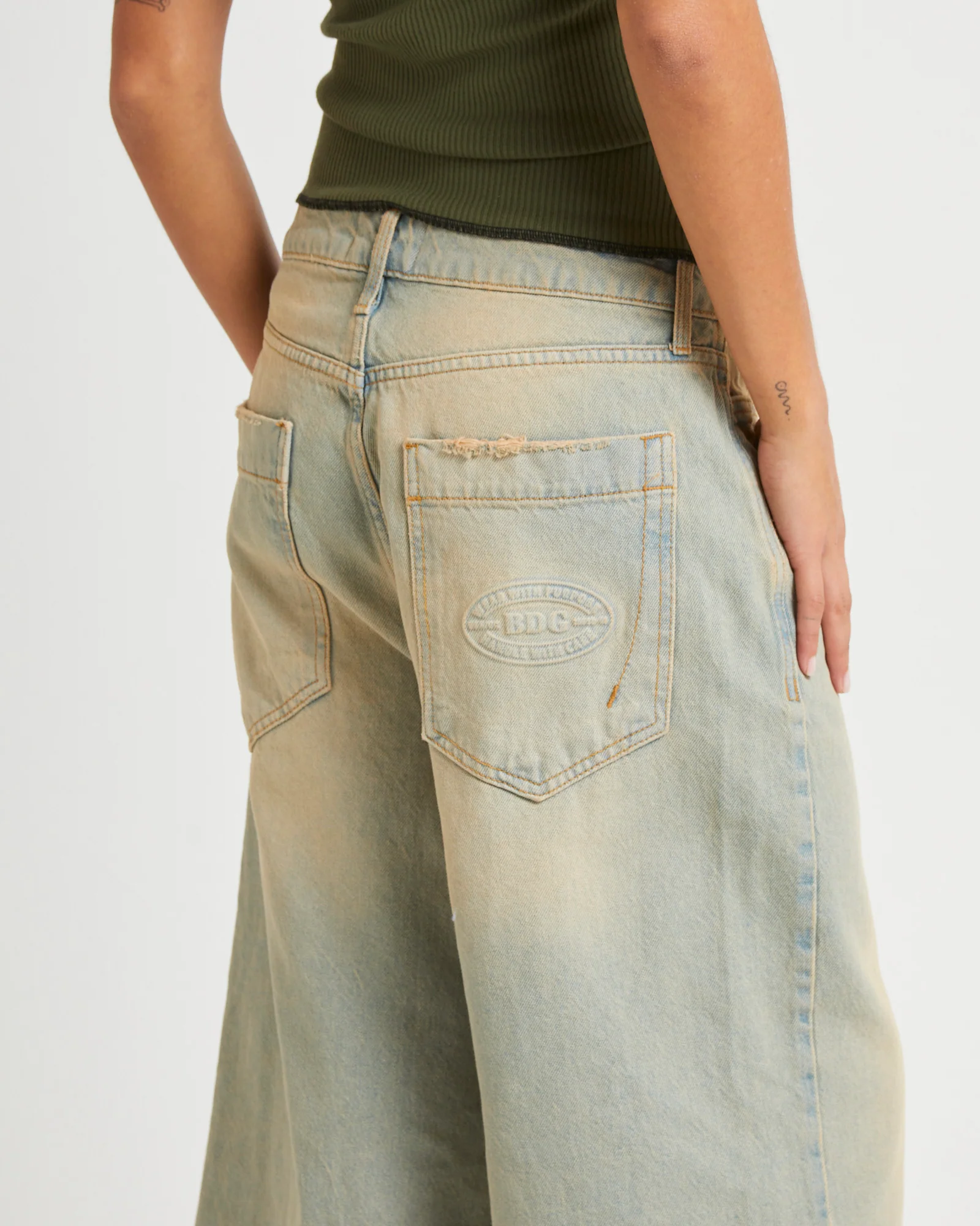 Cropped Jaya Jeans - Image 5