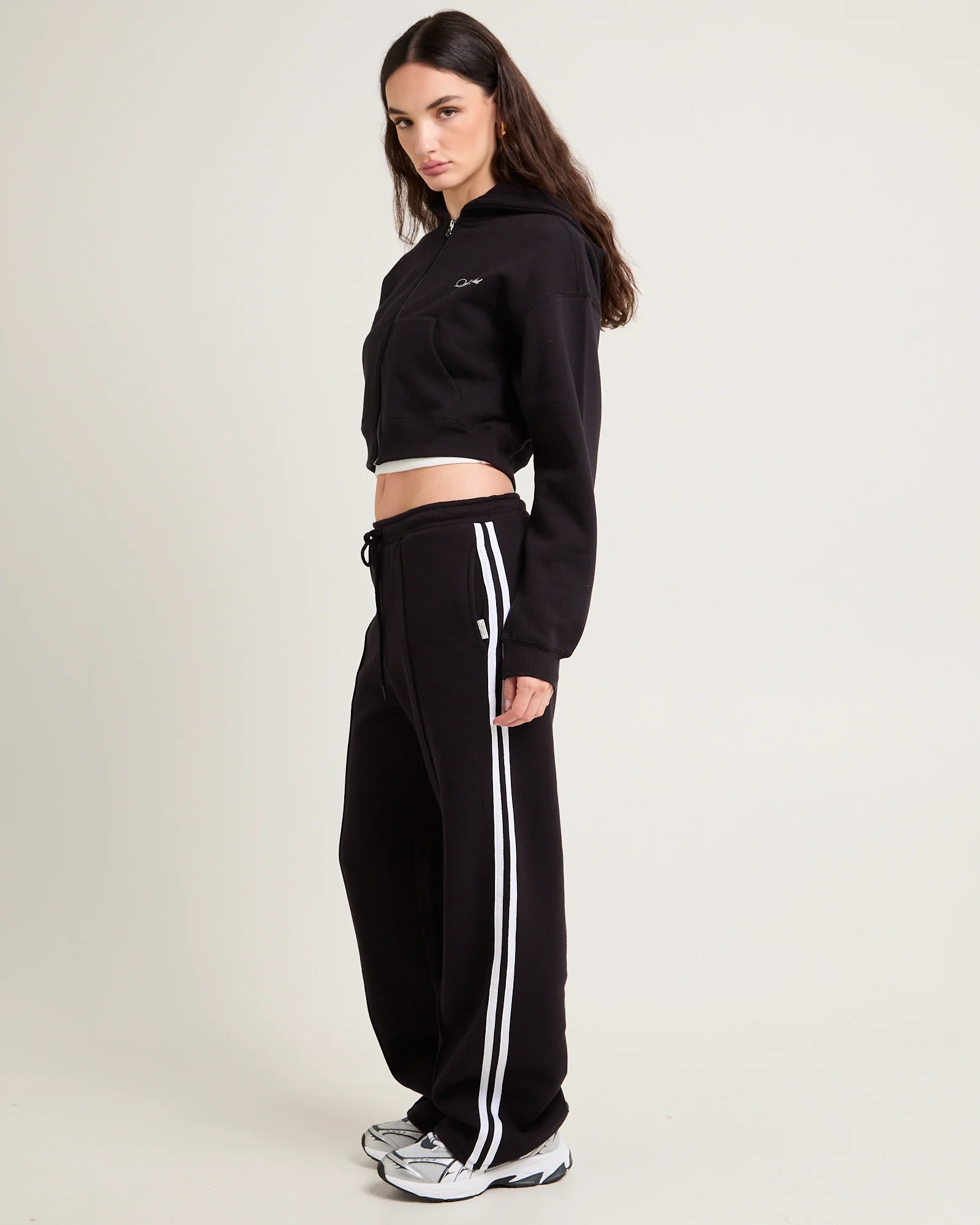 Cropped Zip Hoodie - Image 4