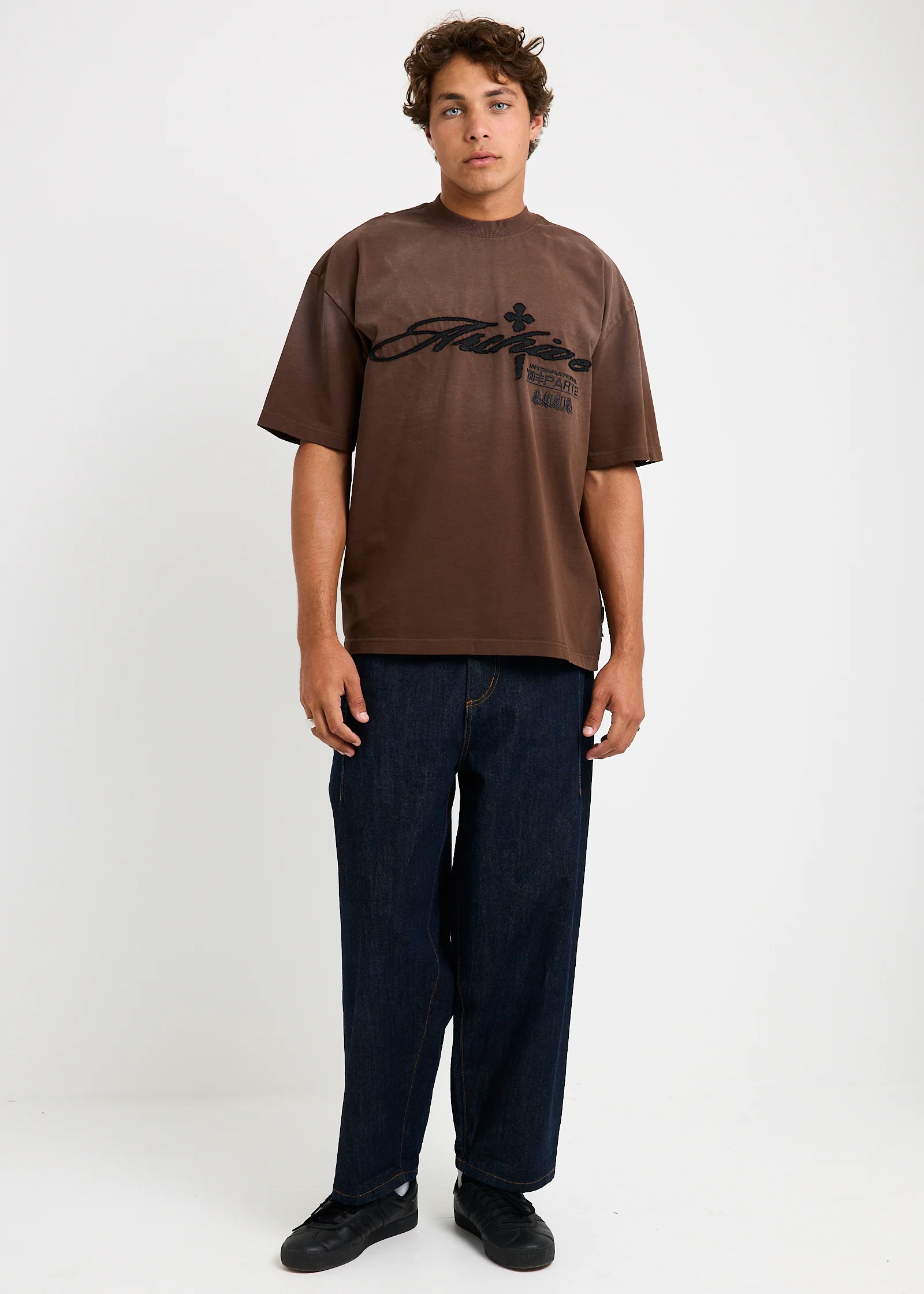 Cursive T-Shirt - Image 3