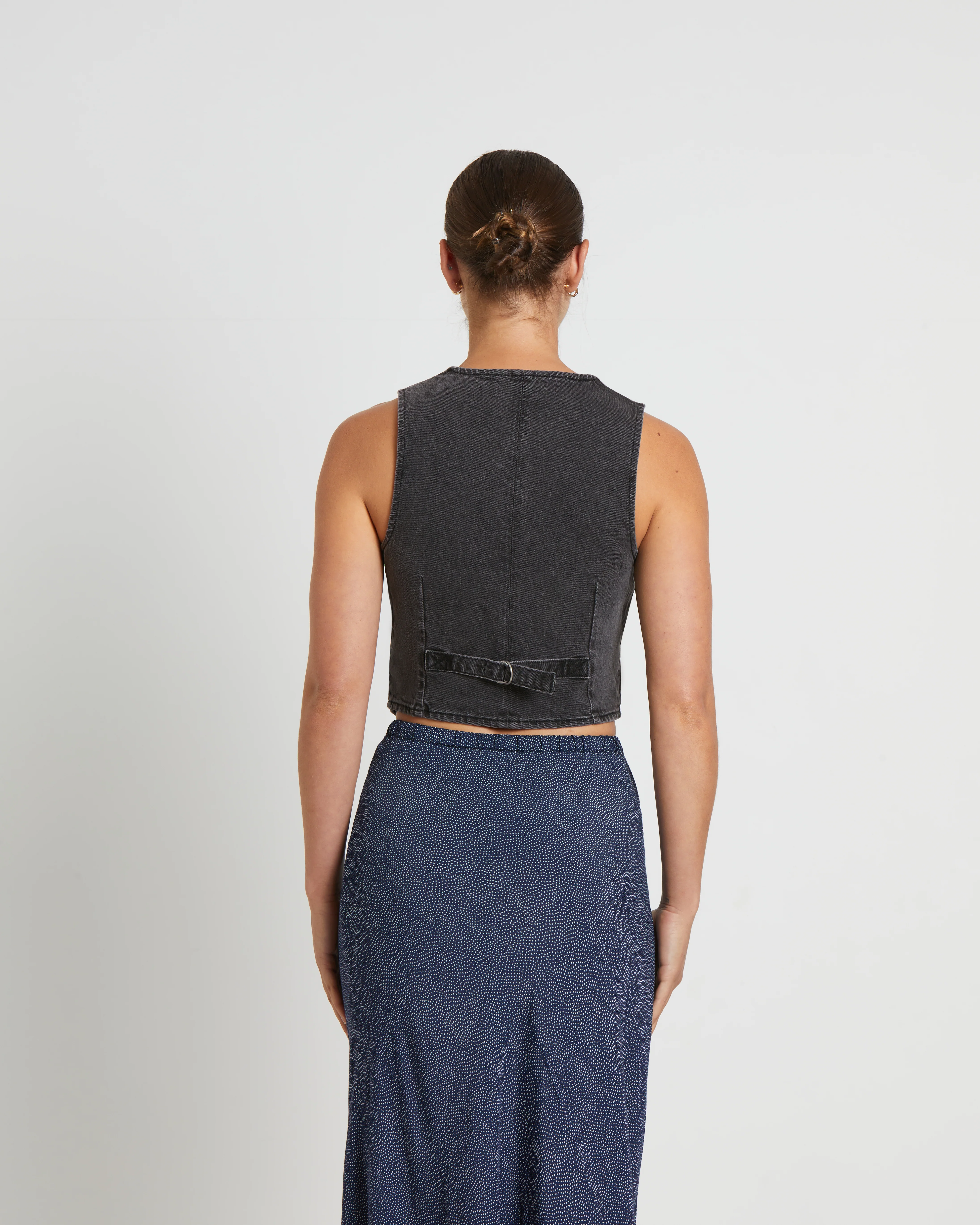 Dallas Denim Vest in Brad Black - Image 2