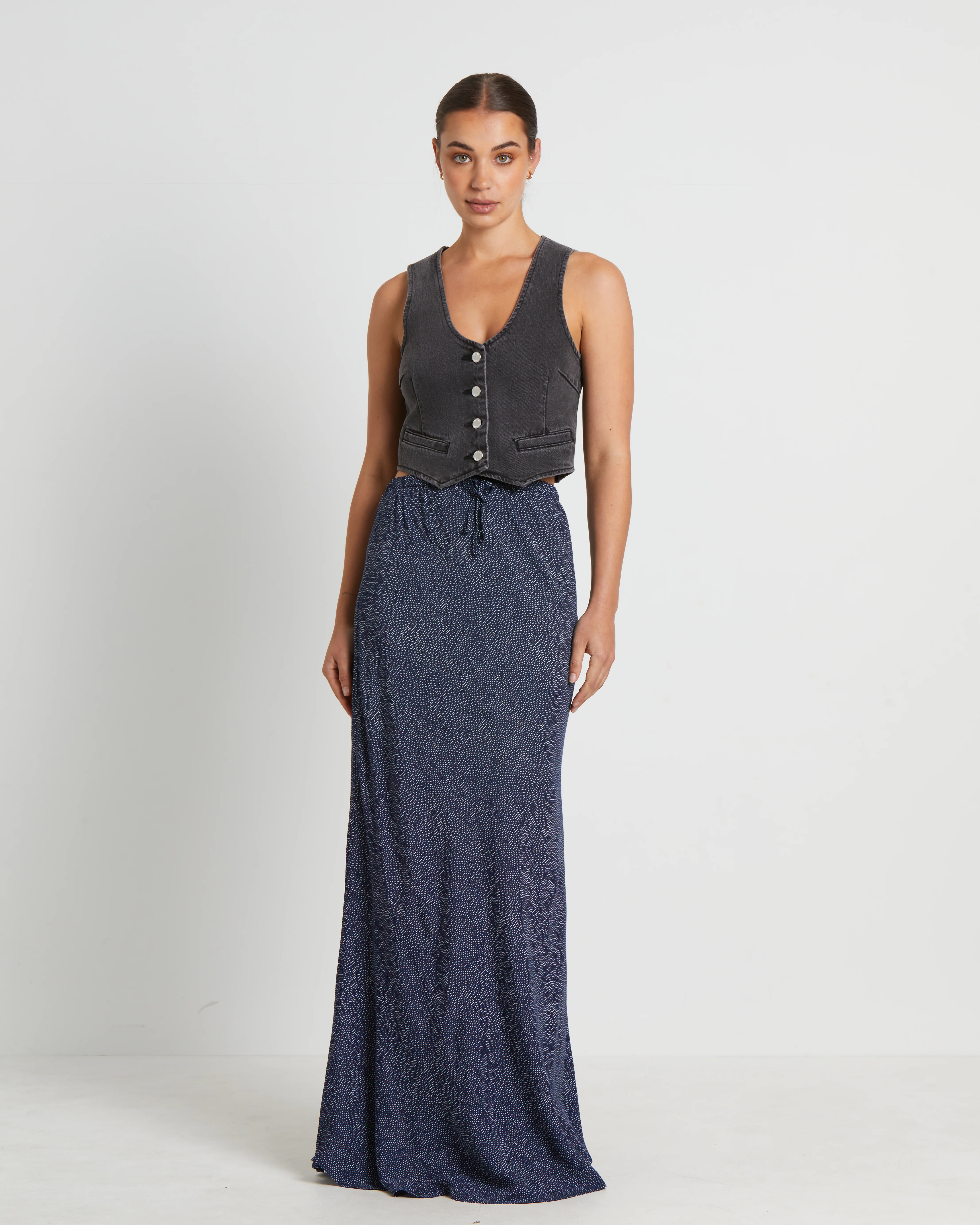 Dallas Denim Vest in Brad Black - Image 3