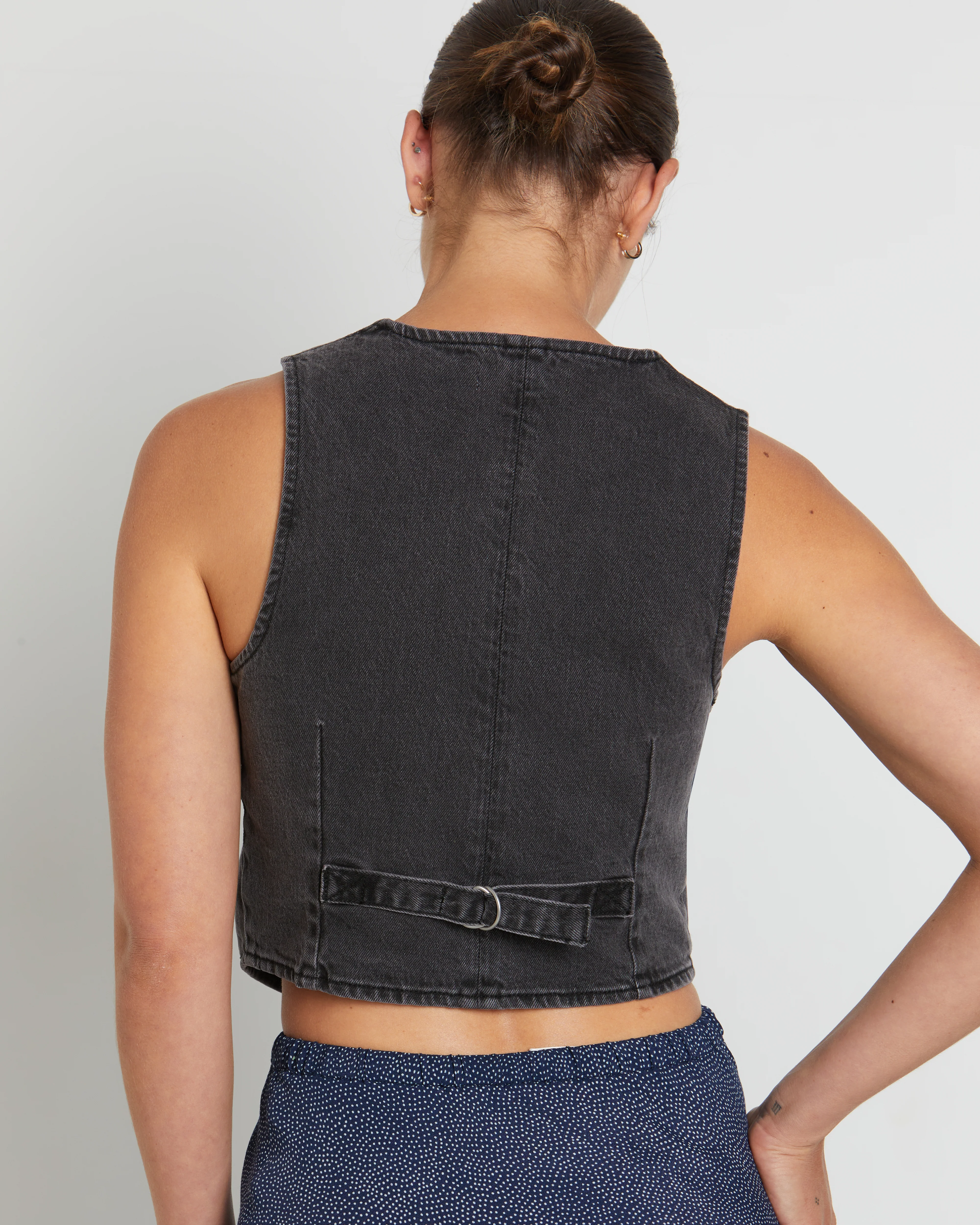Dallas Denim Vest in Brad Black - Image 6