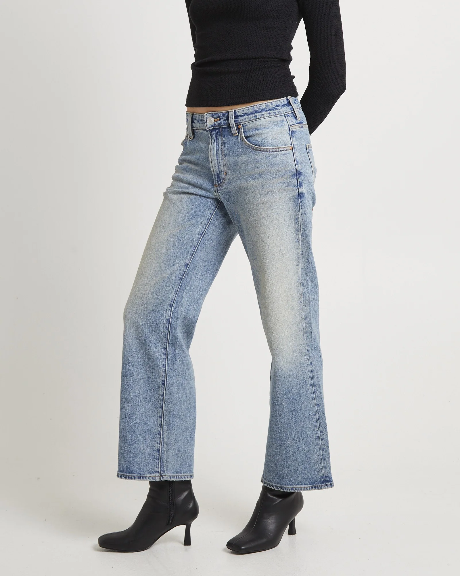 Daria Boyfriend Denim Jeans Cleopatra - Image 4